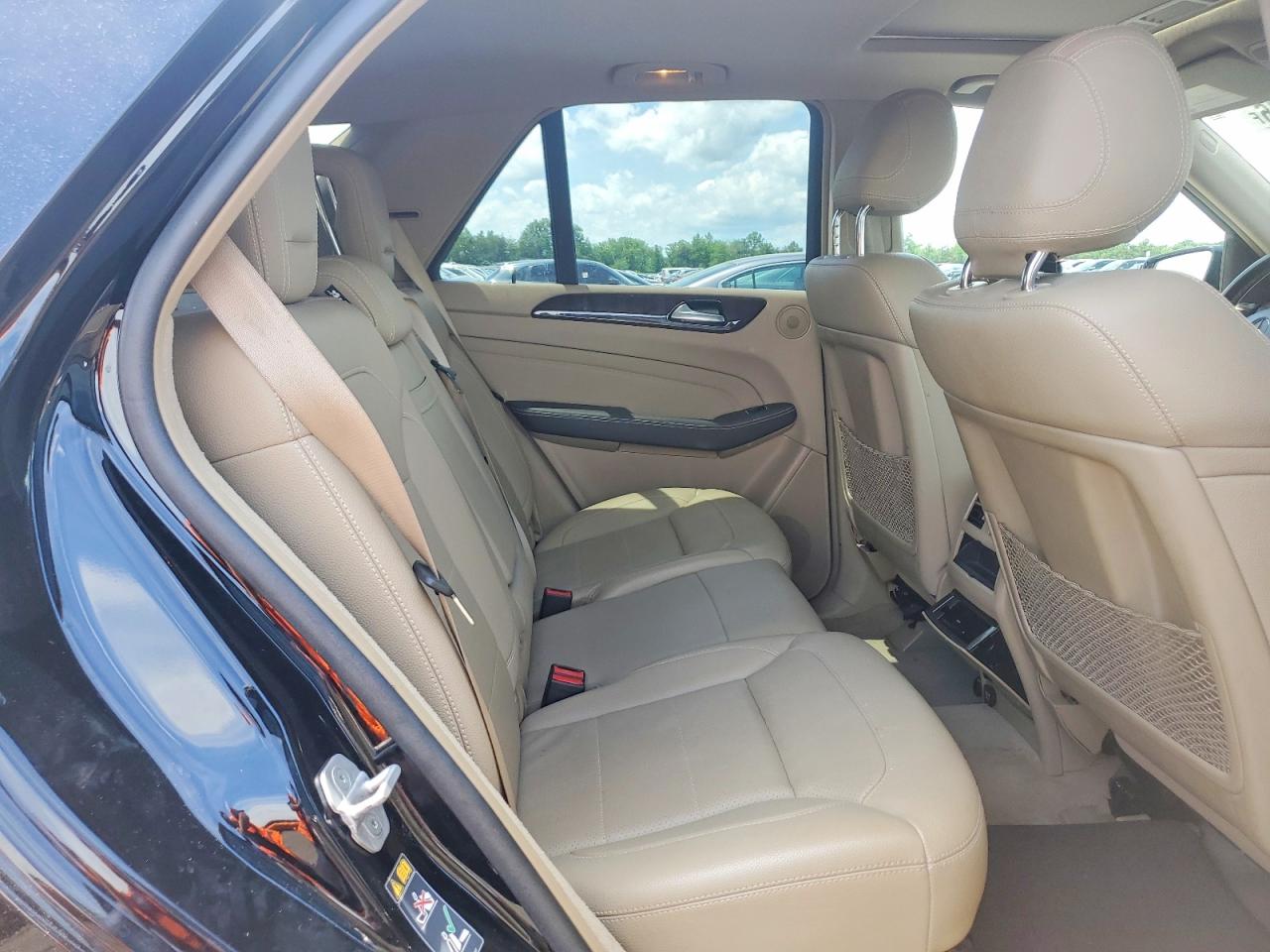 2015 Mercedes-benz Ml 350 4matic Black vin: 4JGDA5HB5FA464367