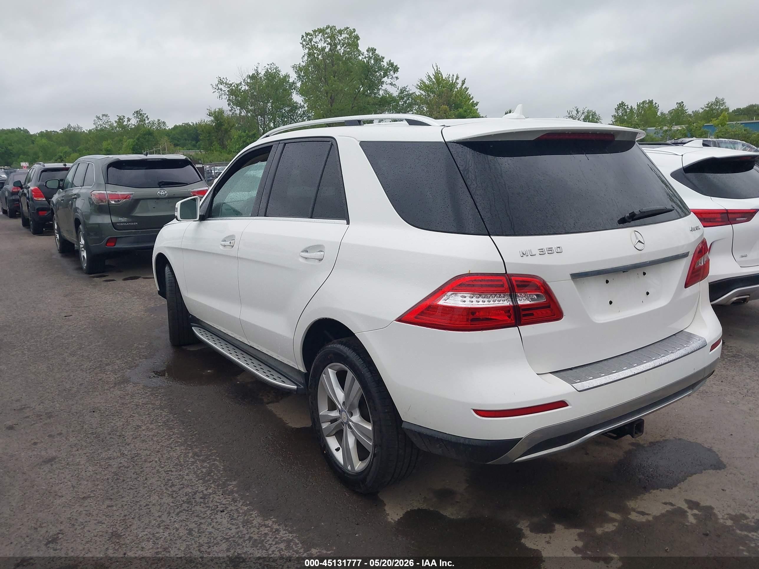 2015 Mercedes-benz Ml 350 4matic White vin: 4JGDA5HB5FA576005