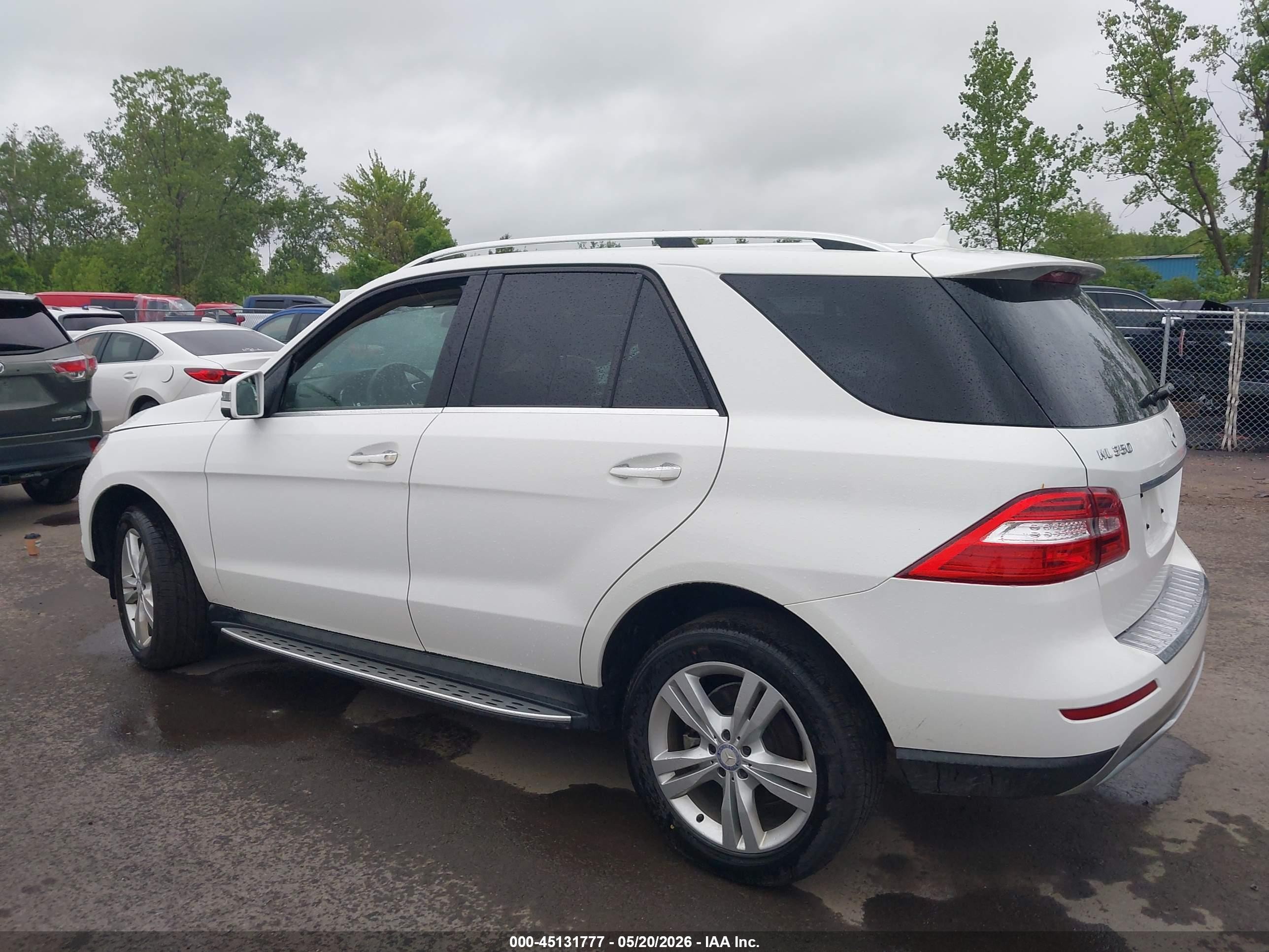 2015 Mercedes-benz Ml 350 4matic White vin: 4JGDA5HB5FA576005