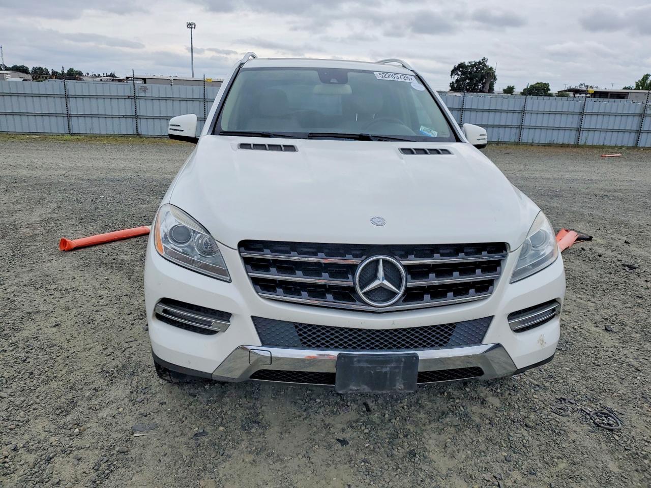 2015 Mercedes-benz Ml 350 4matic Белый vin: 4JGDA5HB5FA605311