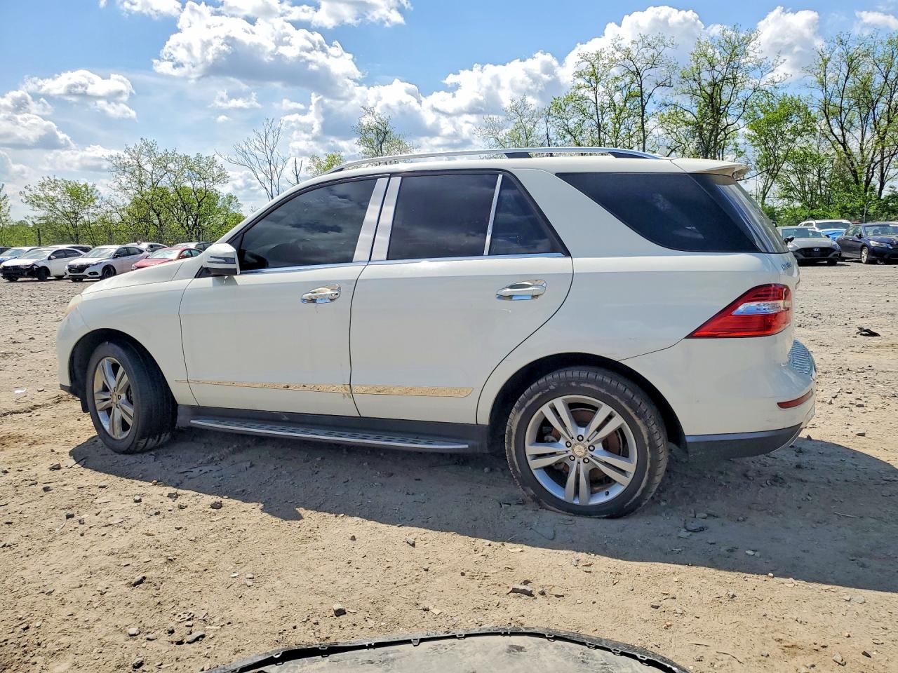 2012 Mercedes-benz Ml 350 4matic White vin: 4JGDA5HB6CA007708