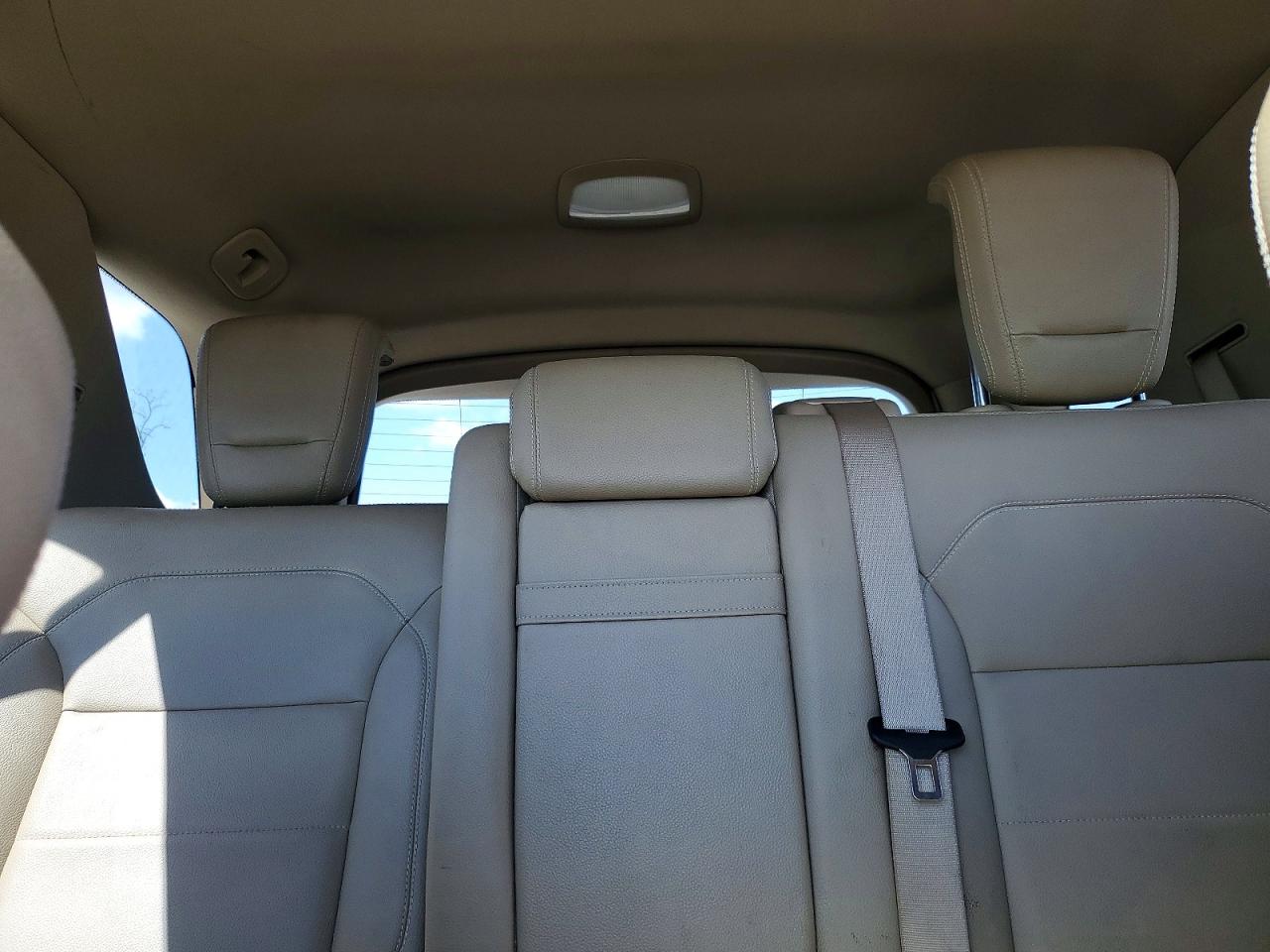 2012 Mercedes-benz Ml 350 4matic White vin: 4JGDA5HB6CA007708