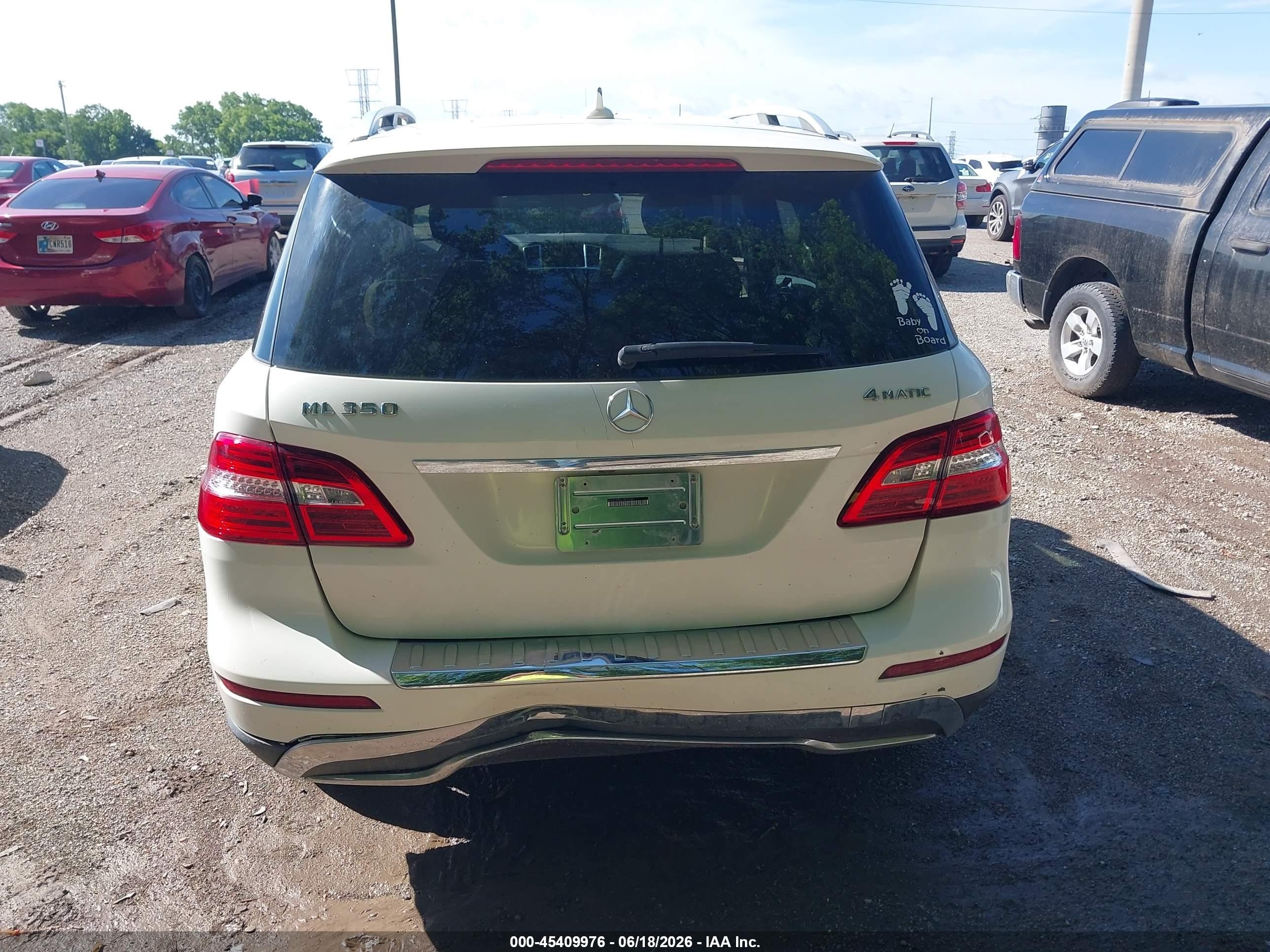 2012 Mercedes-benz Ml 350 4matic Белый vin: 4JGDA5HB6CA023181