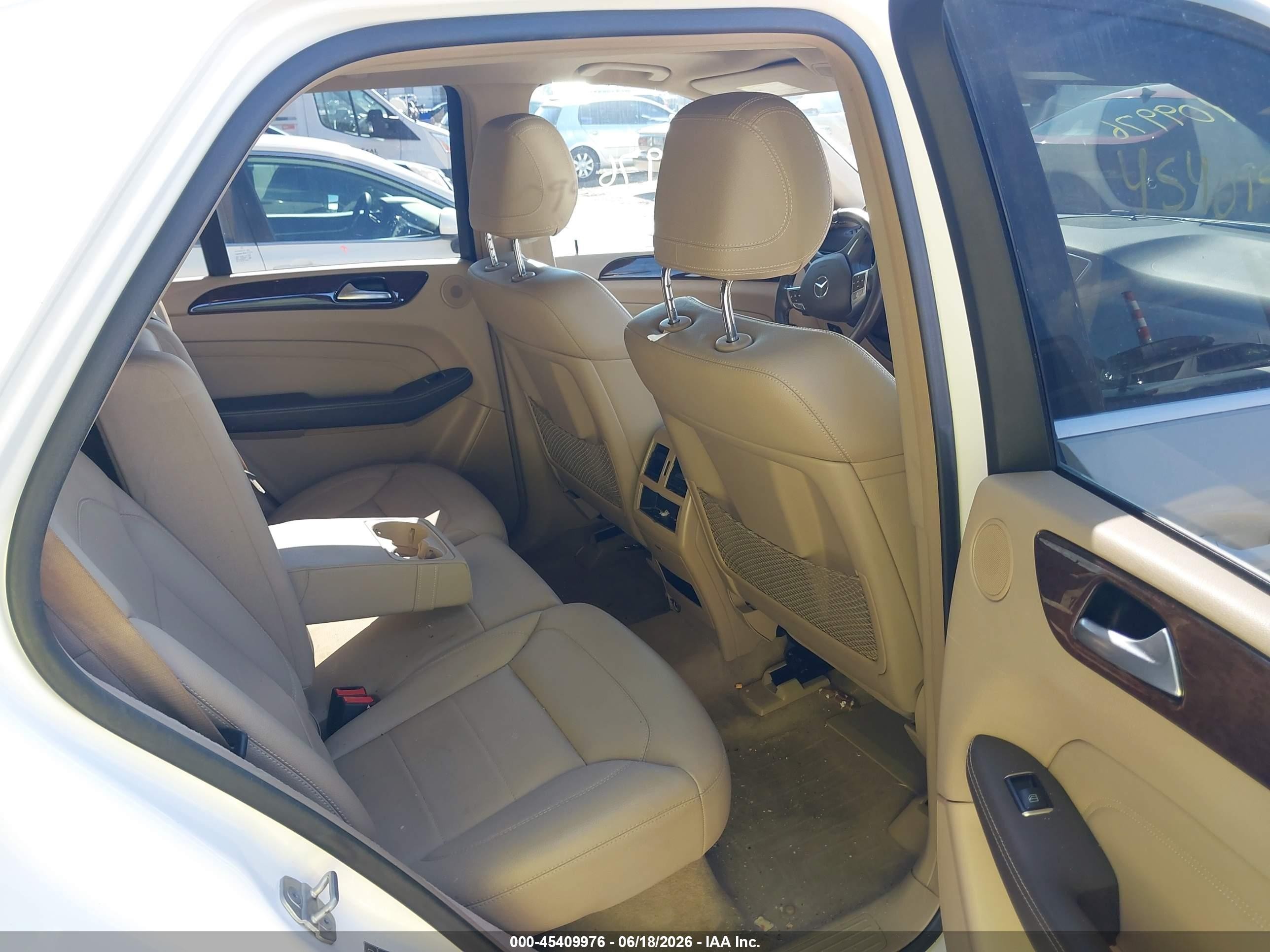 2012 Mercedes-benz Ml 350 4matic Белый vin: 4JGDA5HB6CA023181