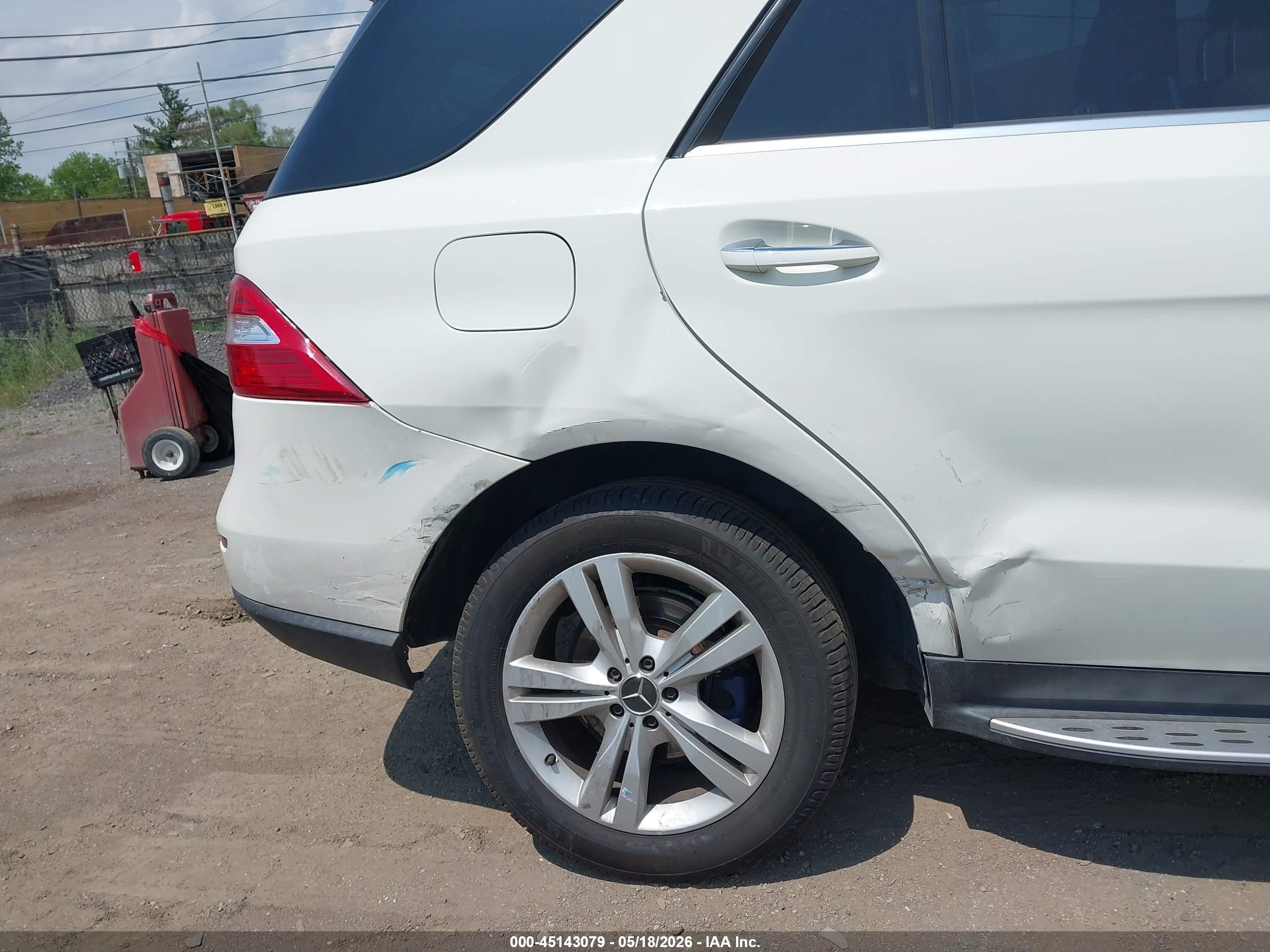 2012 Mercedes-benz Ml 350 4matic White vin: 4JGDA5HB6CA023486