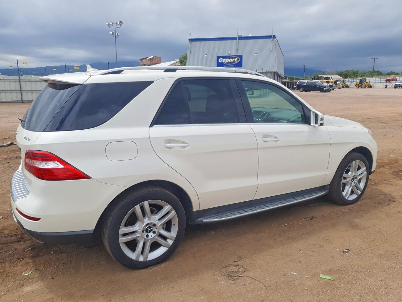 2013 Mercedes-benz Ml 350 4matic White vin: 4JGDA5HB6DA104179