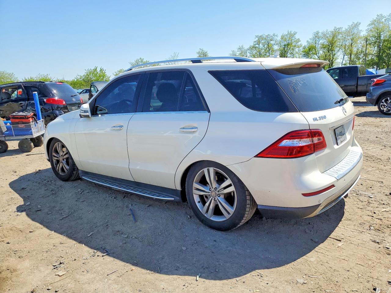 2013 Mercedes-benz Ml 350 4matic Белый vin: 4JGDA5HB6DA137621