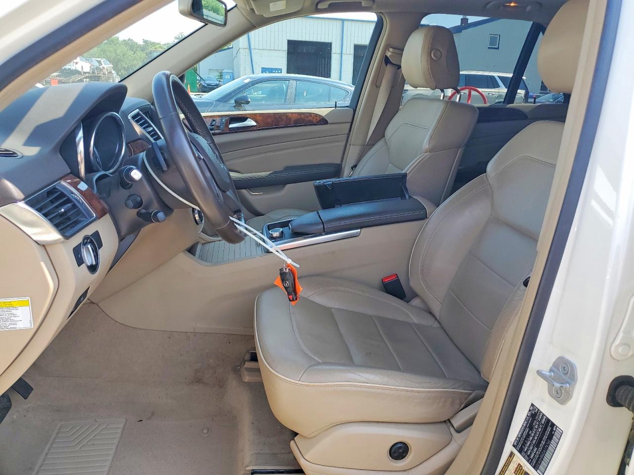 2013 Mercedes-benz Ml 350 4matic White vin: 4JGDA5HB6DA176760