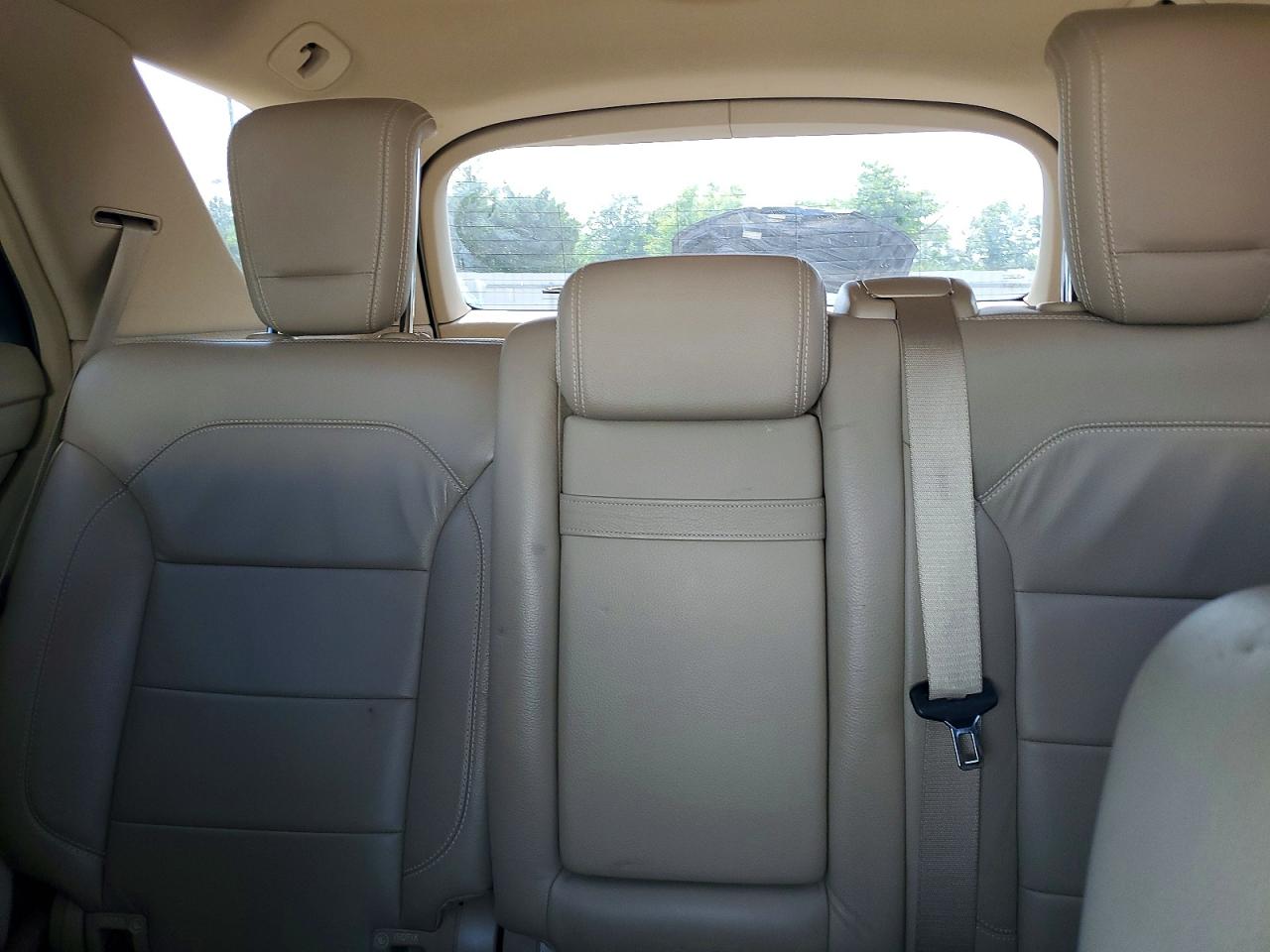 2013 Mercedes-benz Ml 350 4matic White vin: 4JGDA5HB6DA176760