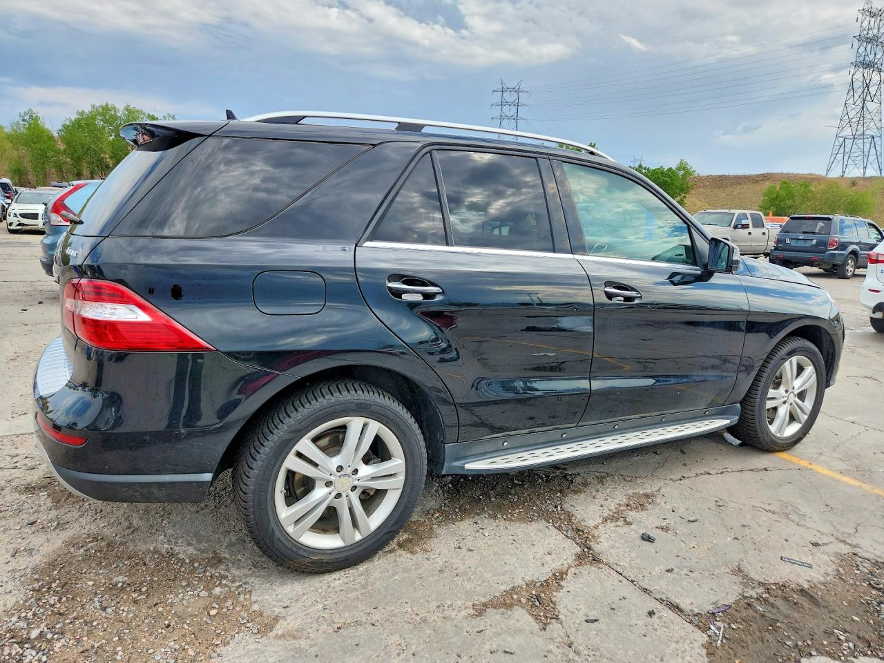 2013 Mercedes-benz Ml 350 4matic Black vin: 4JGDA5HB6DA177374