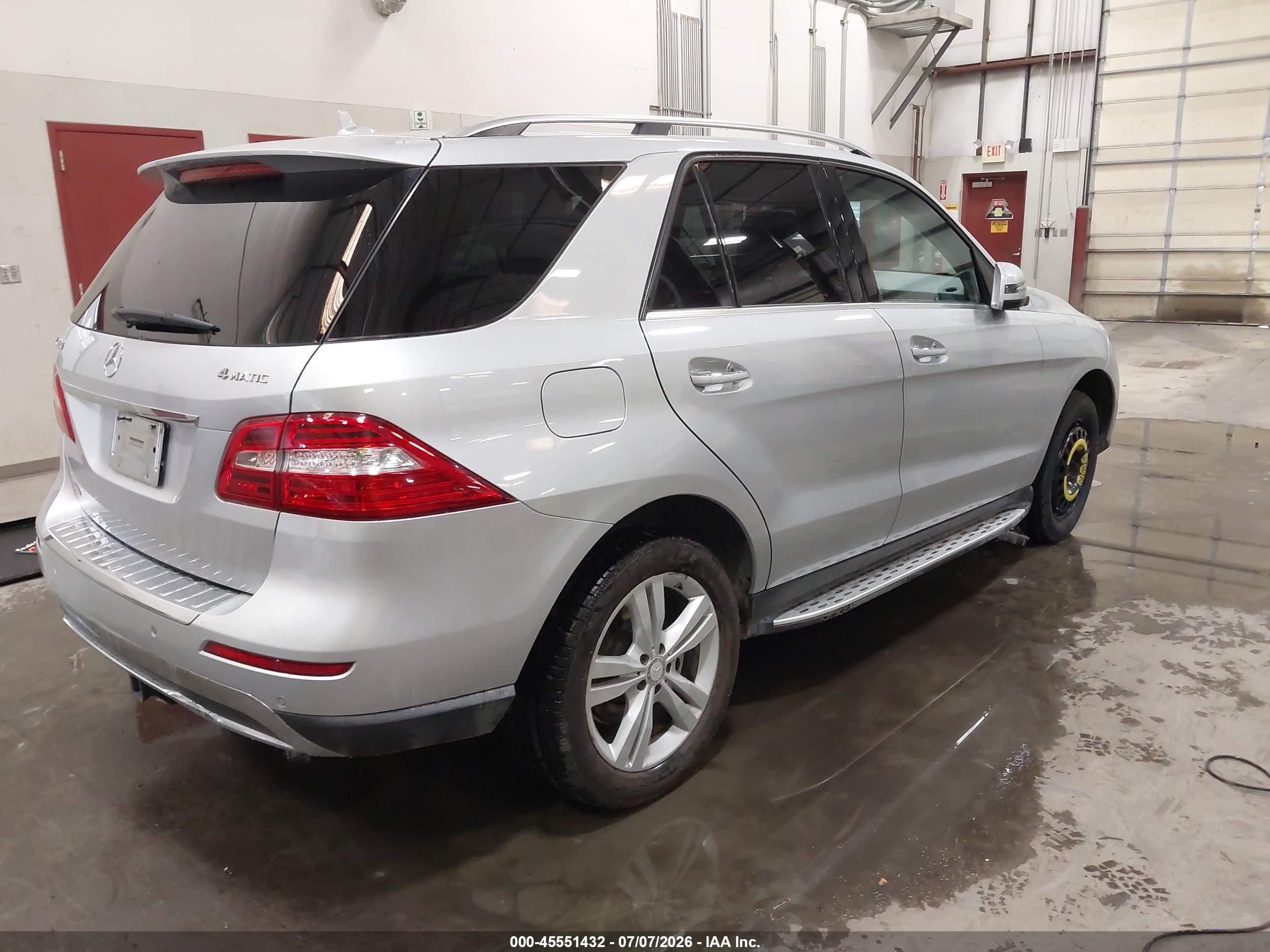 2013 Mercedes-benz Ml 350 4matic Серебряный vin: 4JGDA5HB6DA228615