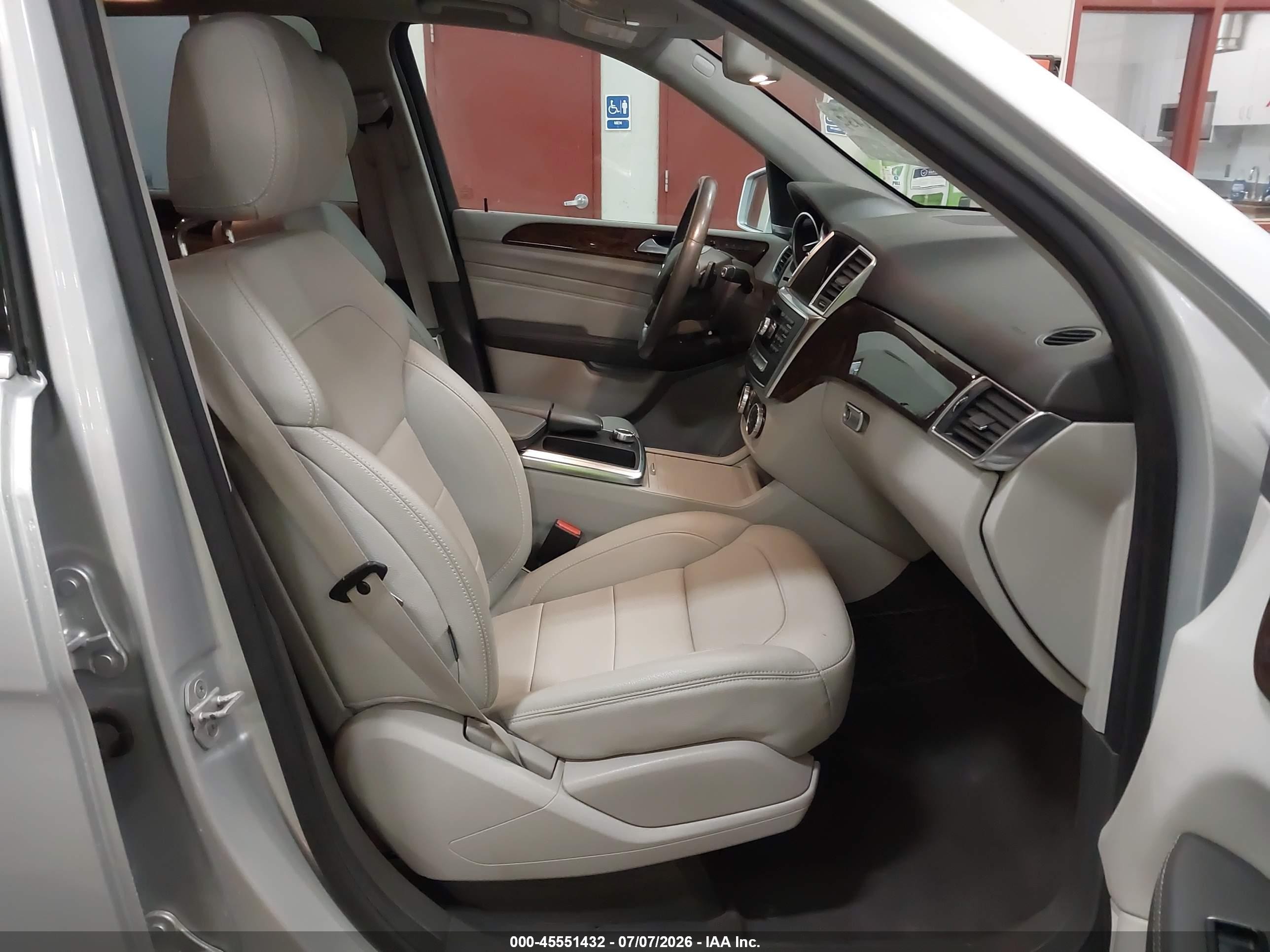2013 Mercedes-benz Ml 350 4matic Серебряный vin: 4JGDA5HB6DA228615