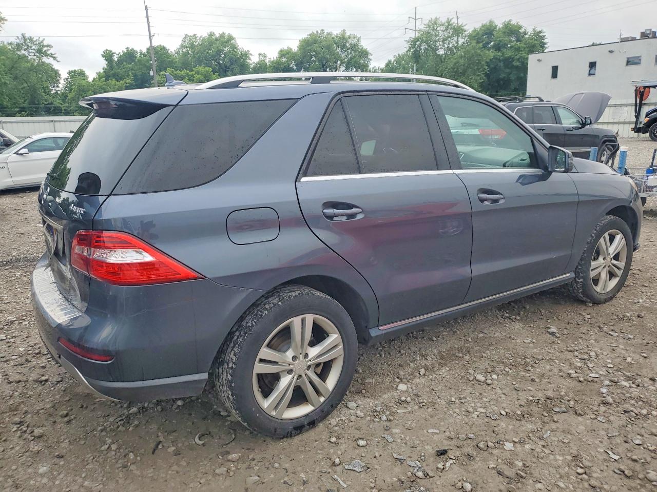 2013 Mercedes-benz Ml 350 4matic Угольный vin: 4JGDA5HB6DA240327