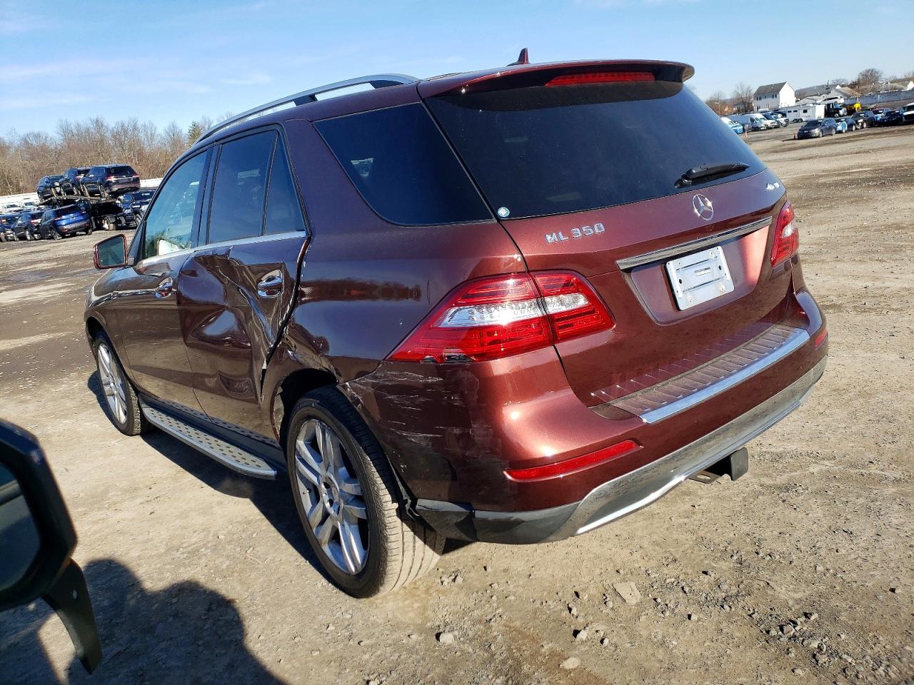 2013 Mercedes-benz M-class Red vin: 4JGDA5HB6DA249027