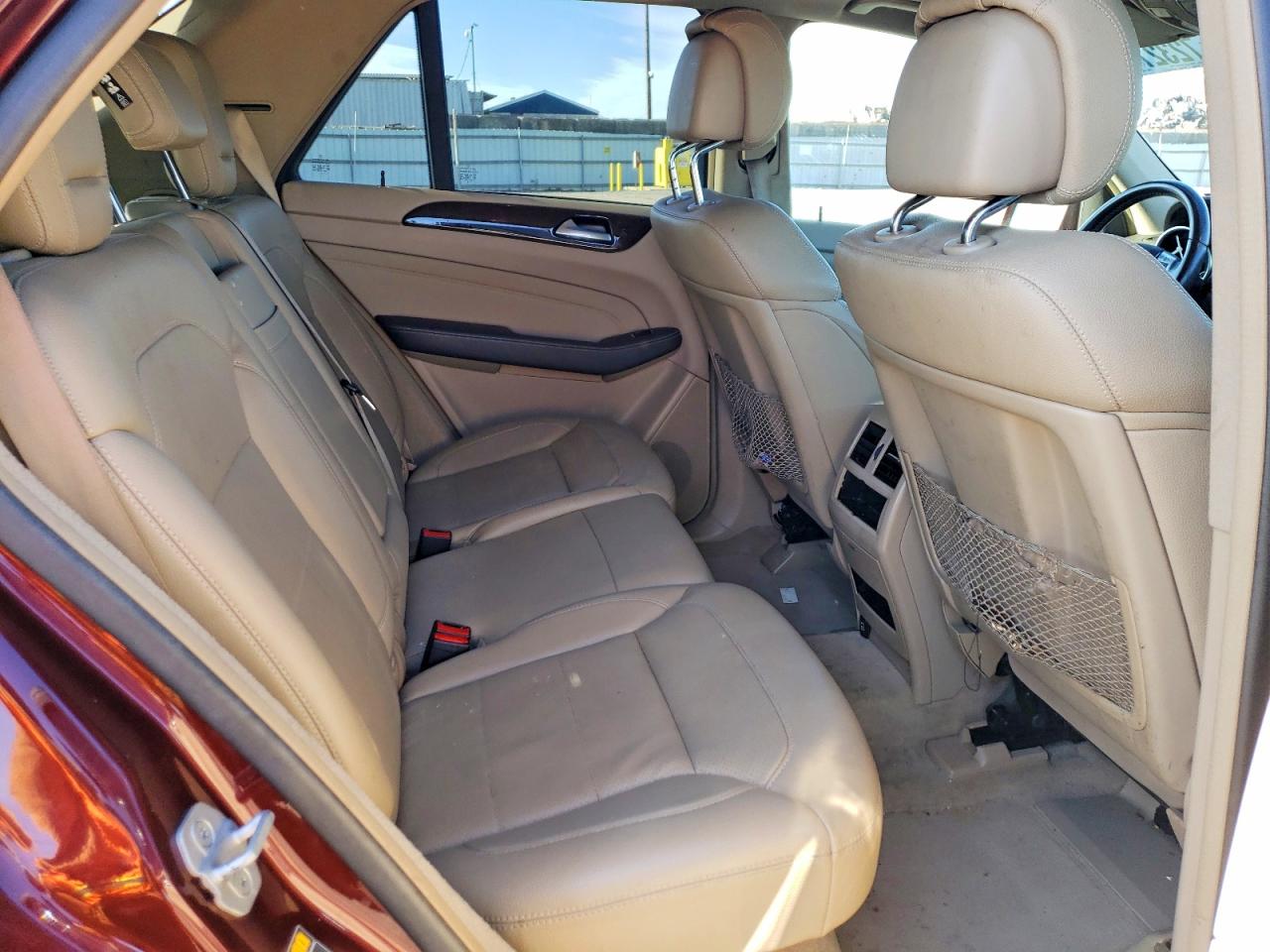 2013 Mercedes-benz M-class Red vin: 4JGDA5HB6DA249027