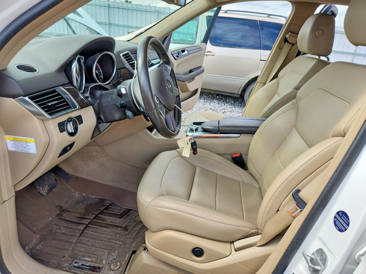 2014 Mercedes-benz Ml 350 4matic White vin: 4JGDA5HB6EA286709