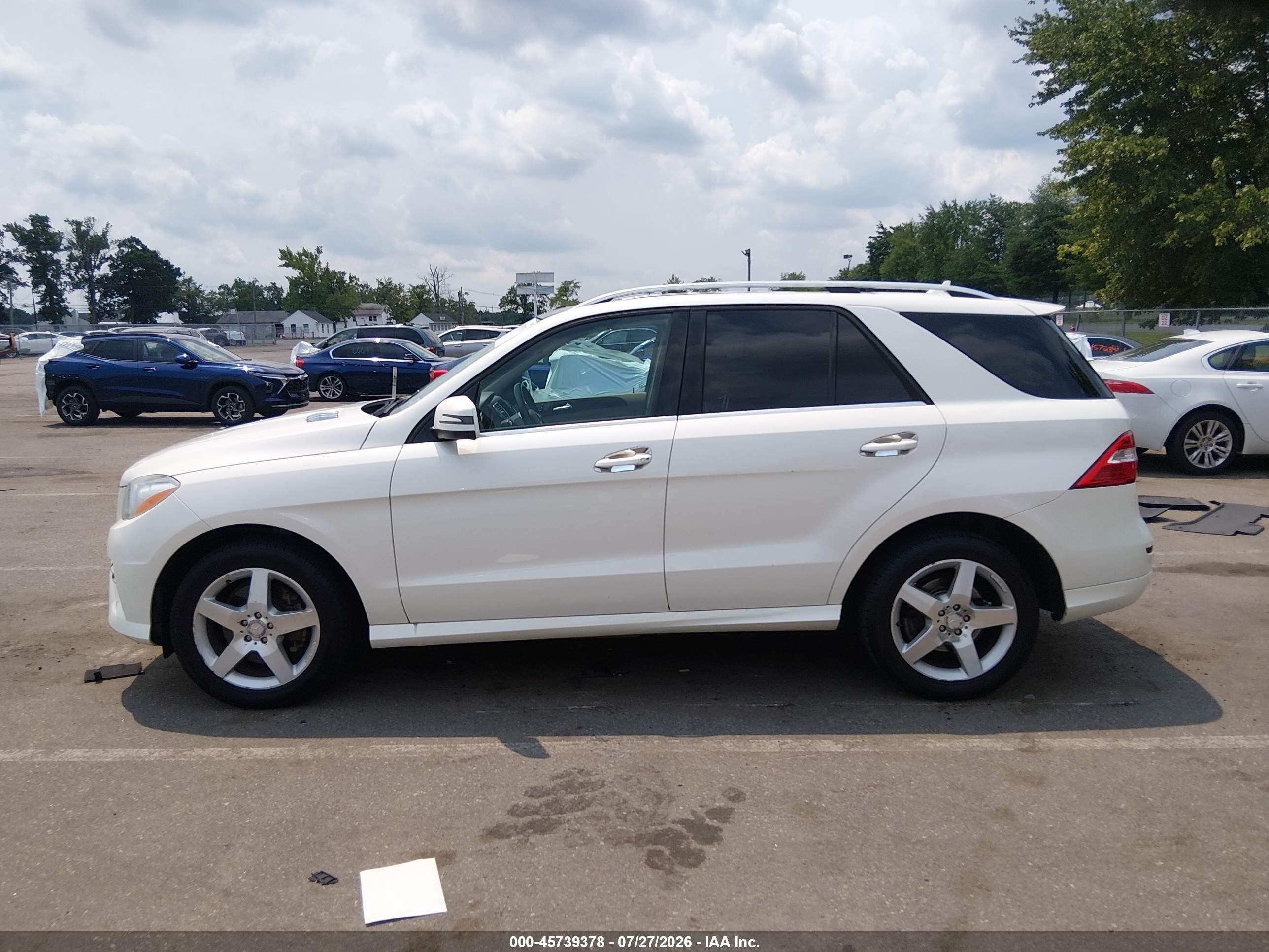 2014 Mercedes-benz Ml 350 4matic Белый vin: 4JGDA5HB6EA312287