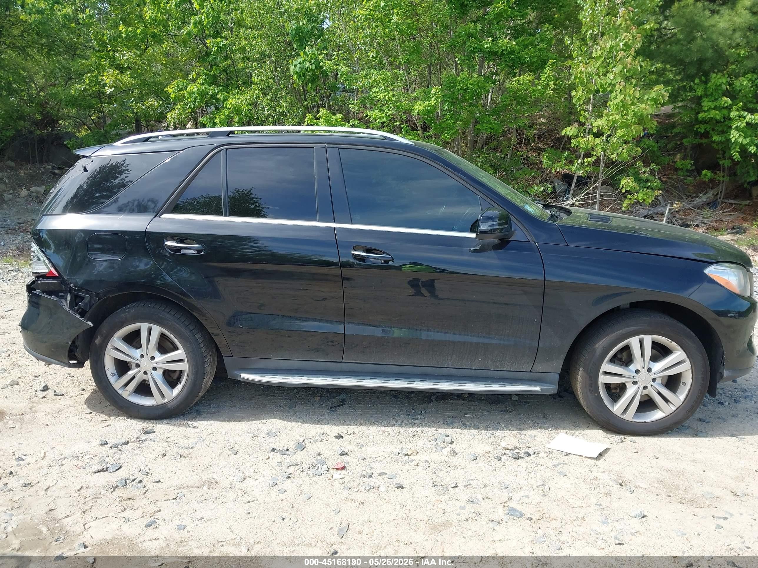 2015 Mercedes-benz Ml 350 4matic Черный vin: 4JGDA5HB6FA440658