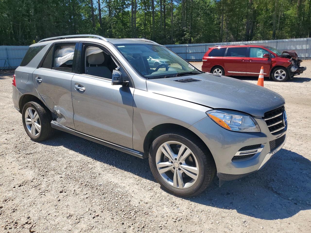 2015 Mercedes-benz Ml 350 4matic Серый vin: 4JGDA5HB6FA516296
