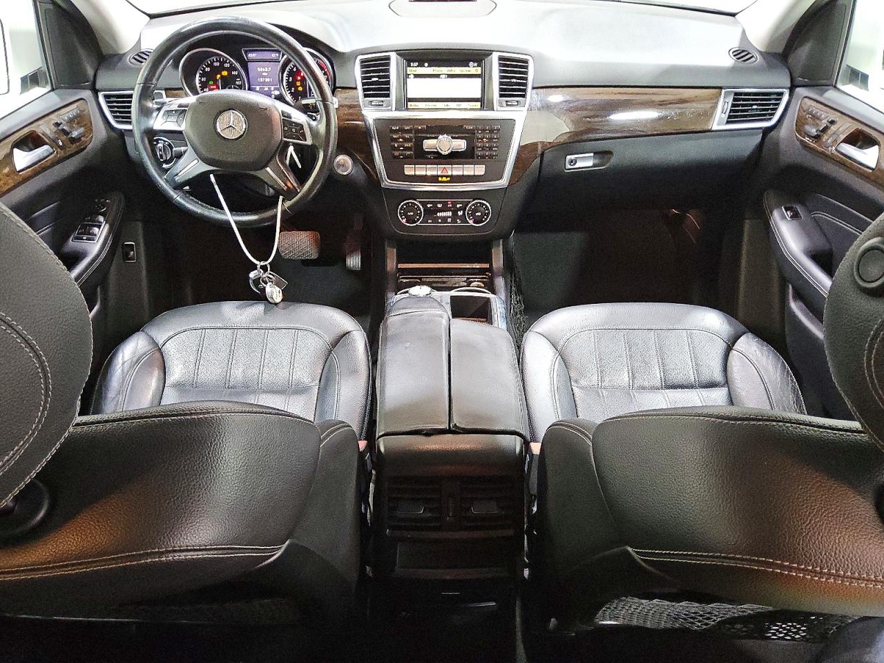 2012 Mercedes-benz Ml 350 4matic White vin: 4JGDA5HB7CA010391