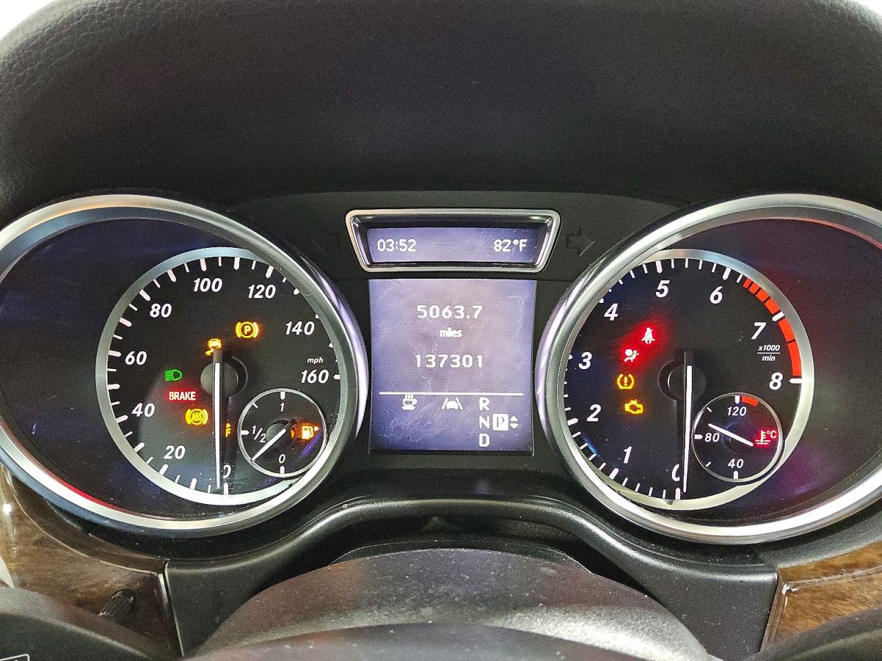 2012 Mercedes-benz Ml 350 4matic White vin: 4JGDA5HB7CA010391