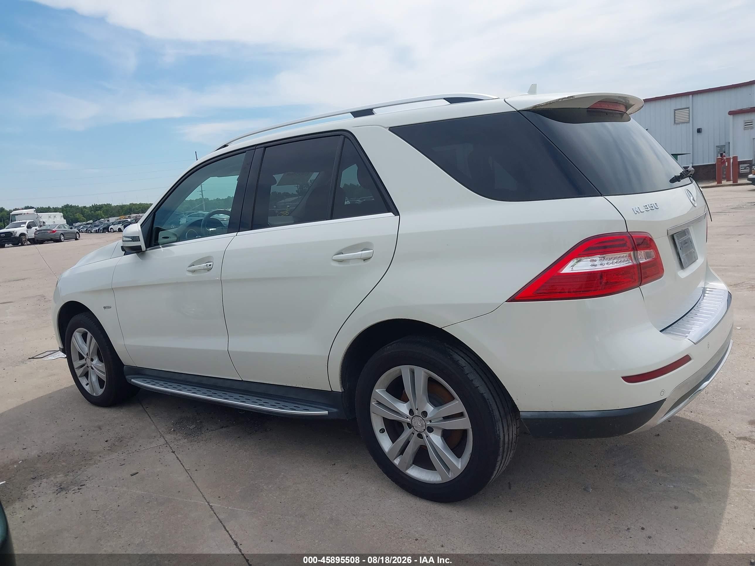 2012 Mercedes-benz Ml 350 4matic White vin: 4JGDA5HB7CA023934