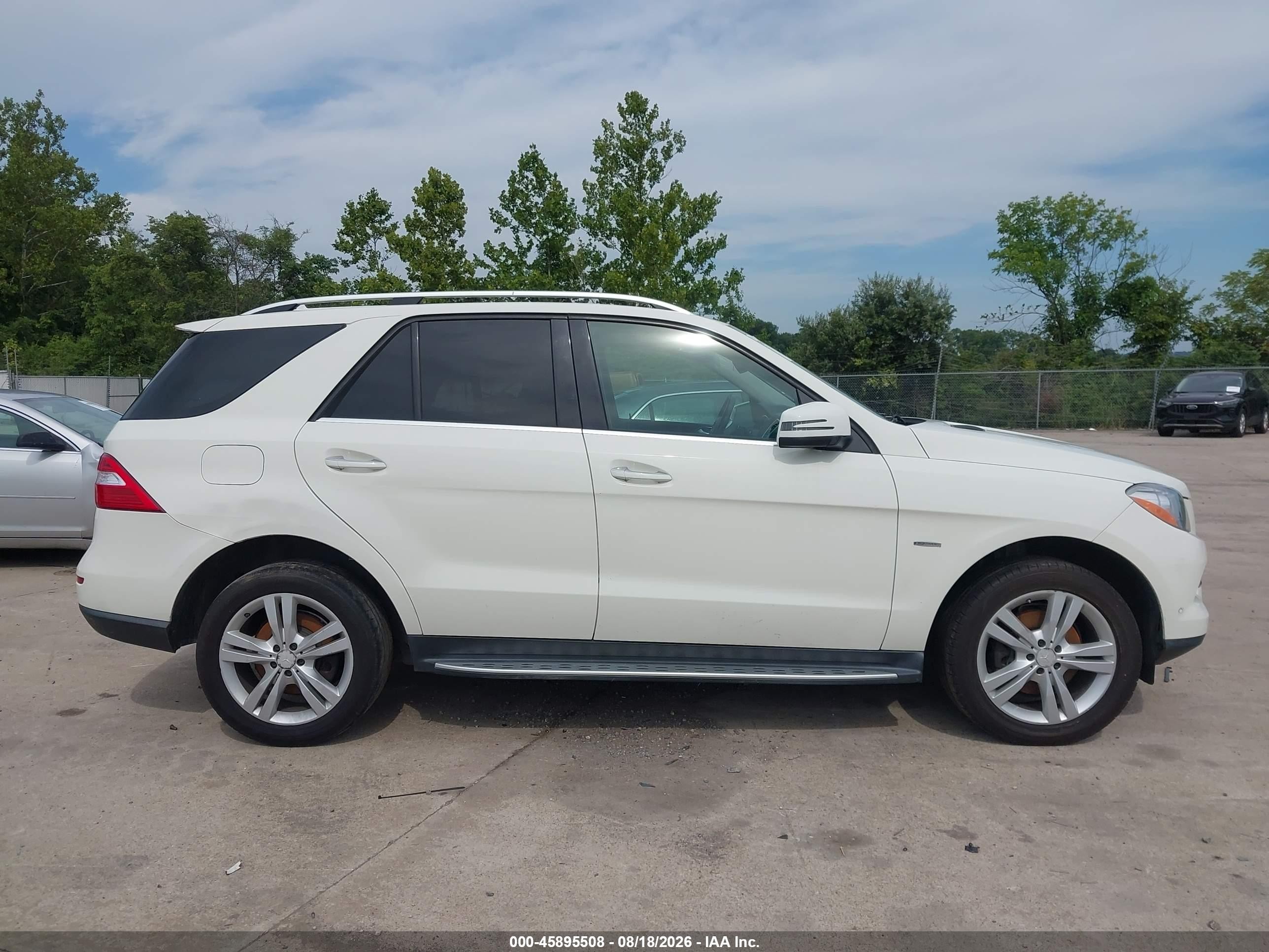2012 Mercedes-benz Ml 350 4matic White vin: 4JGDA5HB7CA023934
