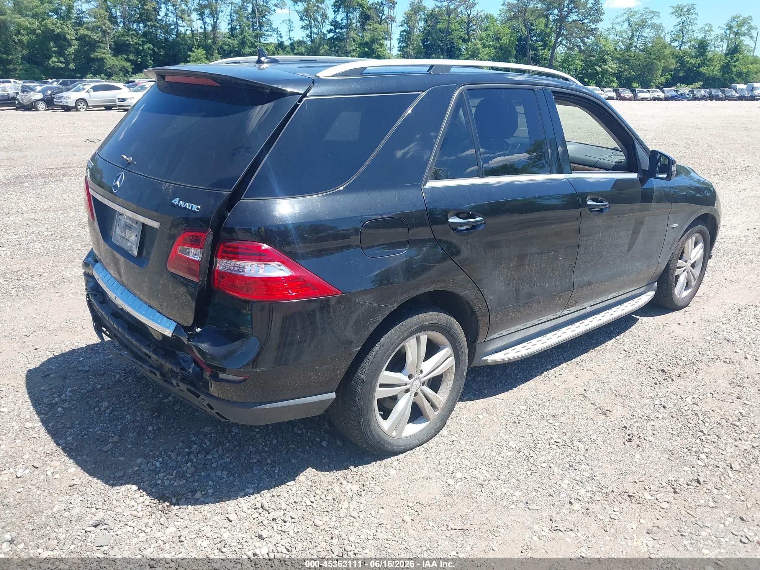 2012 Mercedes-benz Ml 350 4matic Черный vin: 4JGDA5HB7CA028793