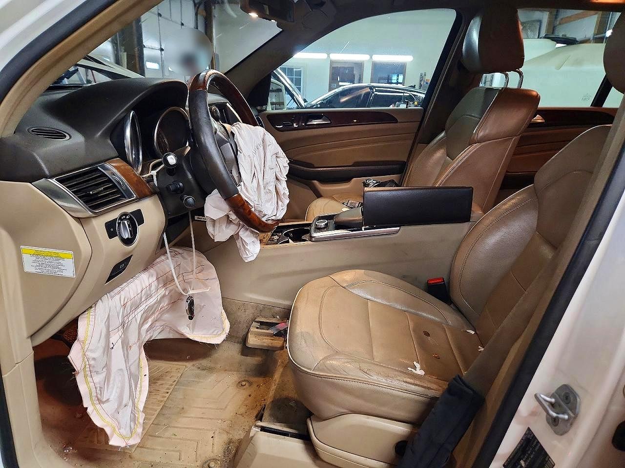 2012 Mercedes-benz Ml 350 4matic White vin: 4JGDA5HB7CA057176