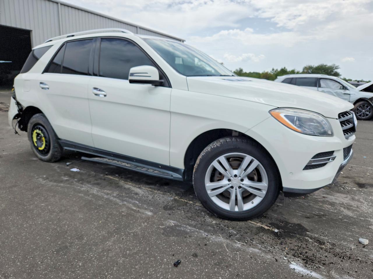 2013 Mercedes-benz Ml 350 4matic White vin: 4JGDA5HB7DA227585
