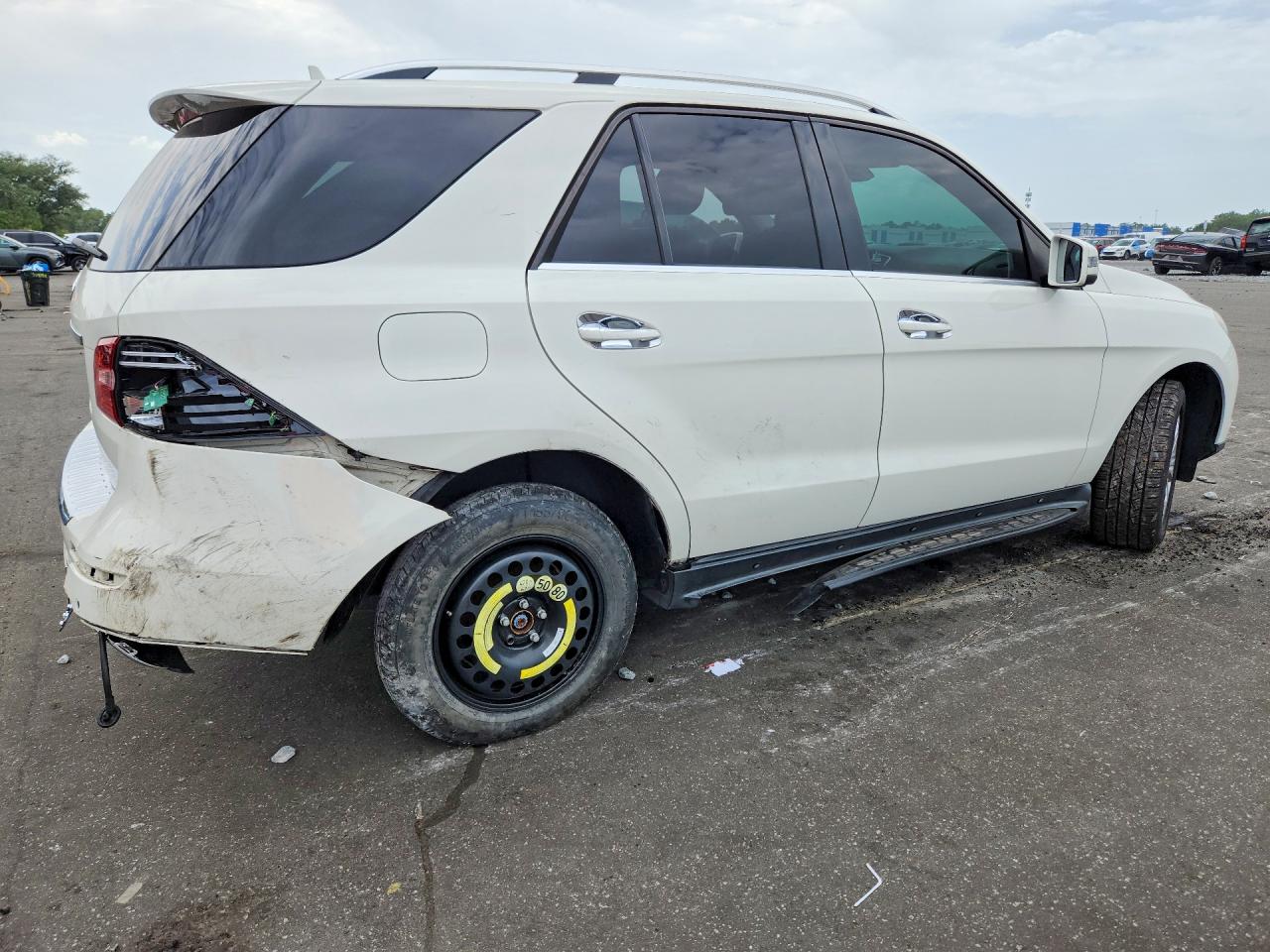 2013 Mercedes-benz Ml 350 4matic White vin: 4JGDA5HB7DA227585
