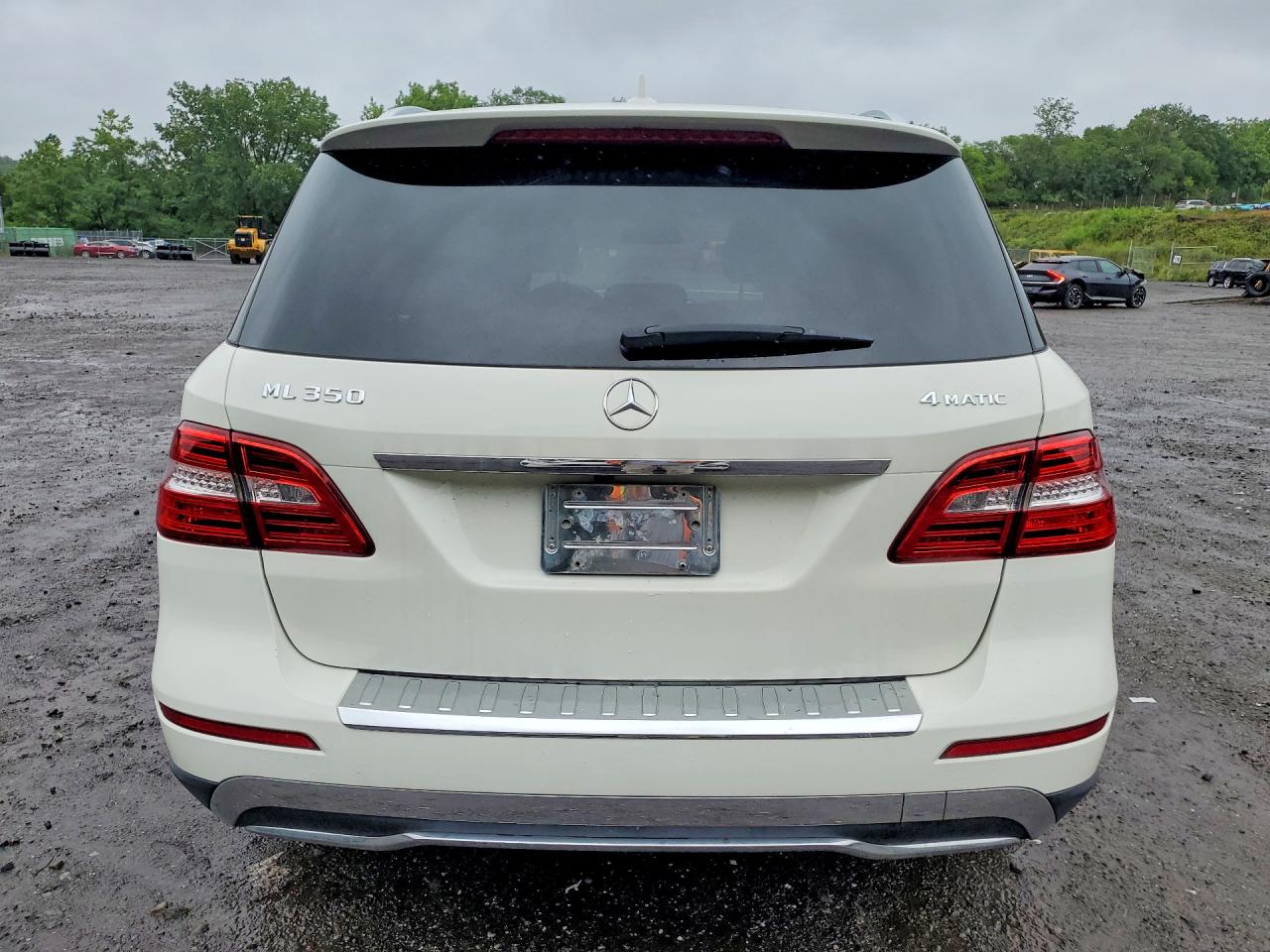 2013 Mercedes-benz Ml 350 4matic Белый vin: 4JGDA5HB7DA229255