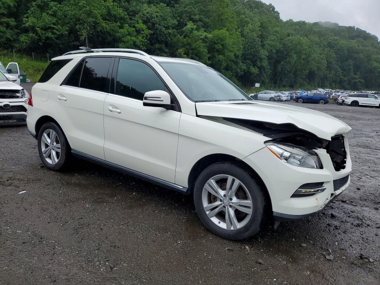 2013 Mercedes-benz Ml 350 4matic Белый vin: 4JGDA5HB7DA229255