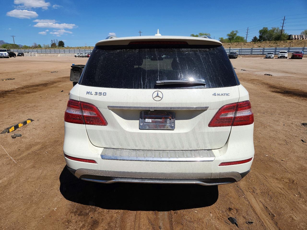 2013 Mercedes-benz Ml 350 4matic Белый vin: 4JGDA5HB7DA247402