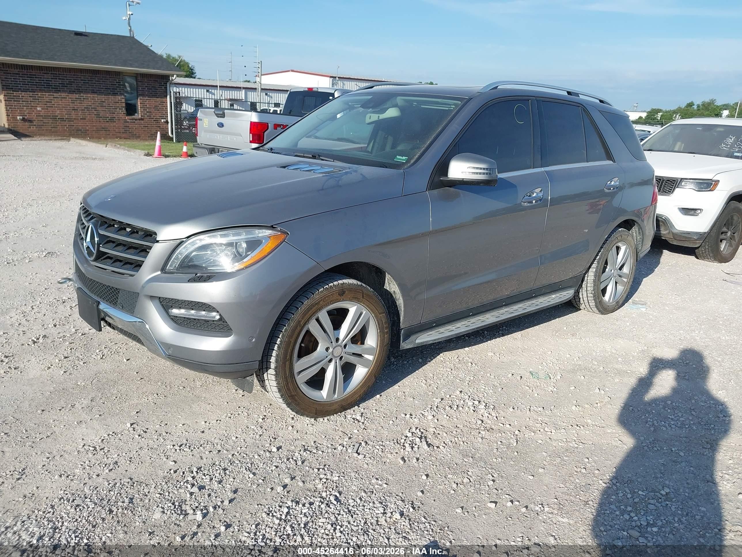 2013 Mercedes-benz Ml 350 4matic Silver vin: 4JGDA5HB7DA252325
