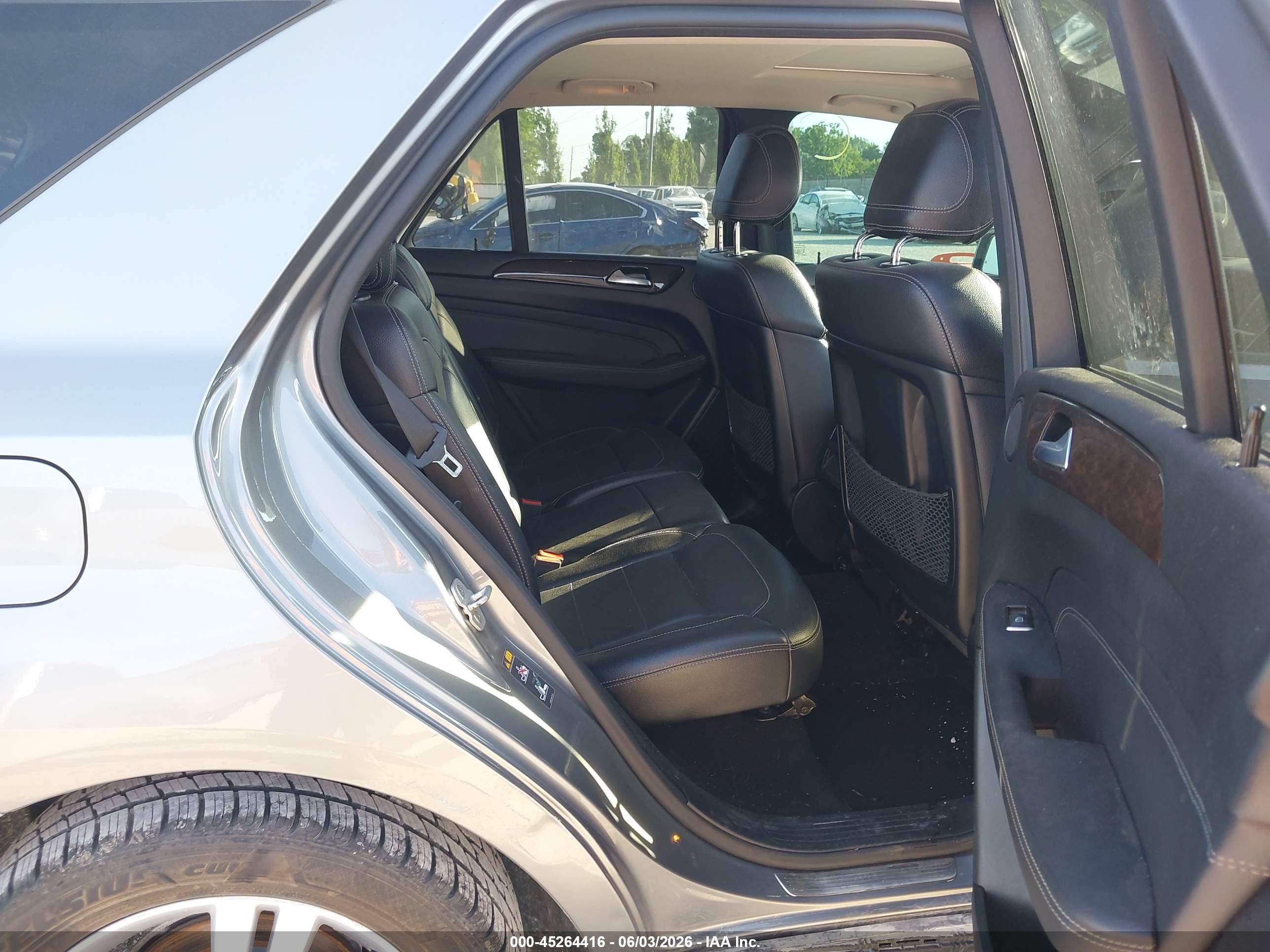 2013 Mercedes-benz Ml 350 4matic Silver vin: 4JGDA5HB7DA252325