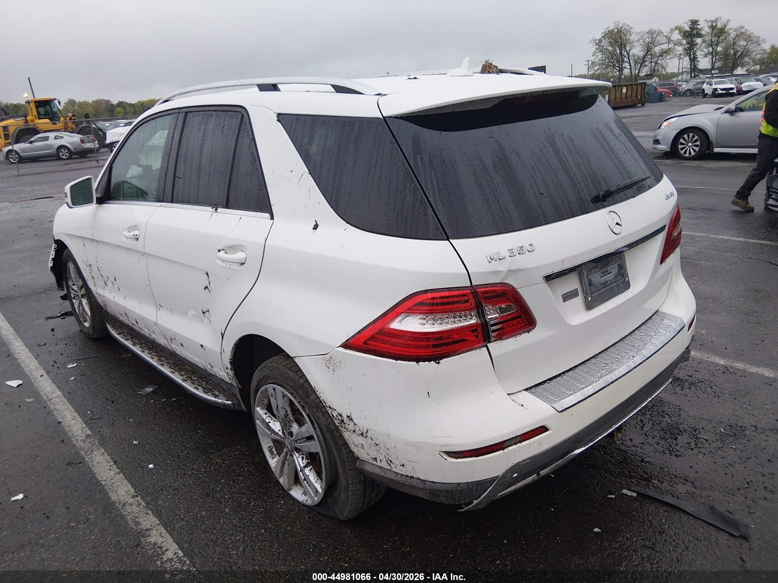 2014 Mercedes-benz Ml 350 4matic Белый vin: 4JGDA5HB7EA314808