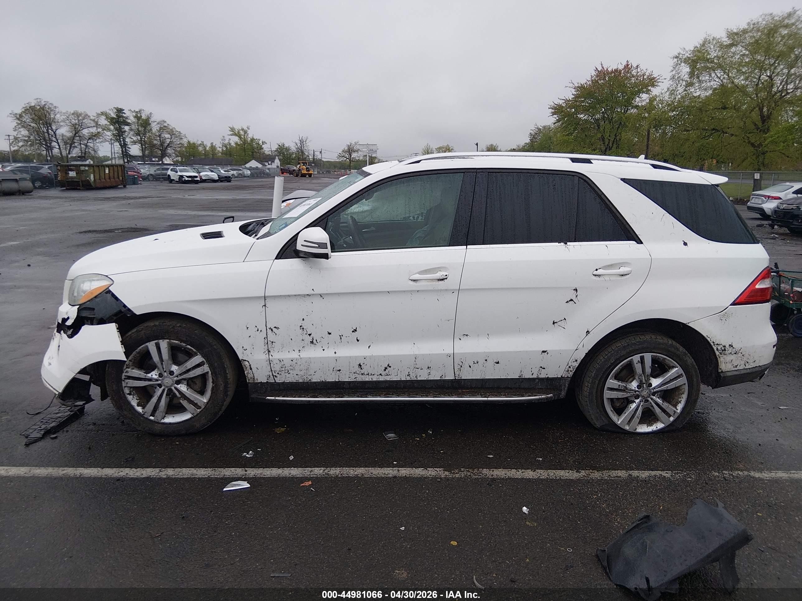 2014 Mercedes-benz Ml 350 4matic Белый vin: 4JGDA5HB7EA314808
