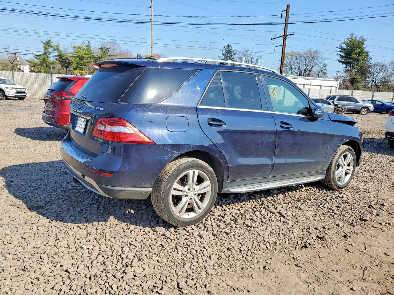 2014 Mercedes-benz Ml 350 4matic Blue vin: 4JGDA5HB7EA363930