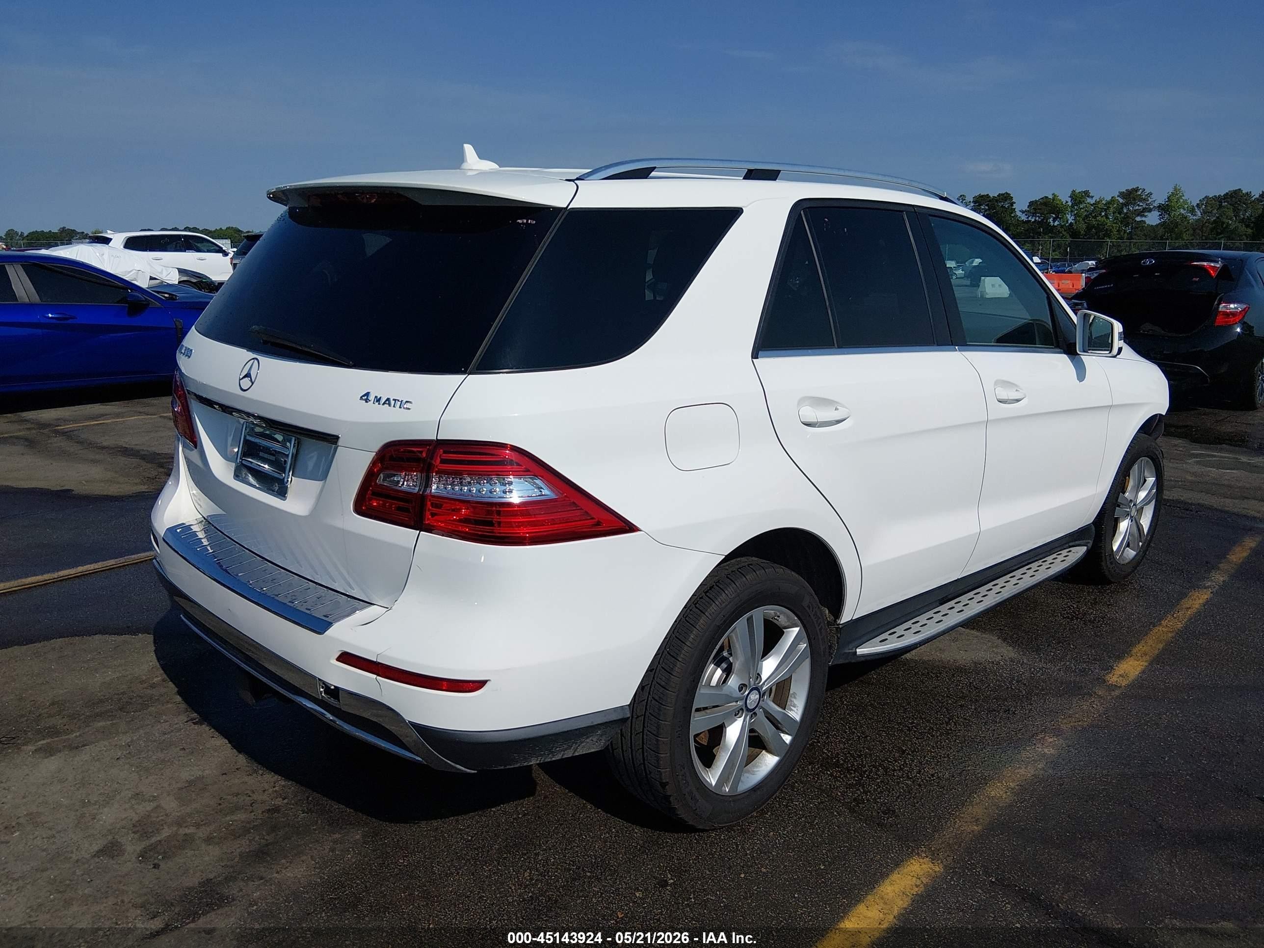 2015 Mercedes-benz Ml 350 4matic White vin: 4JGDA5HB7FA538601