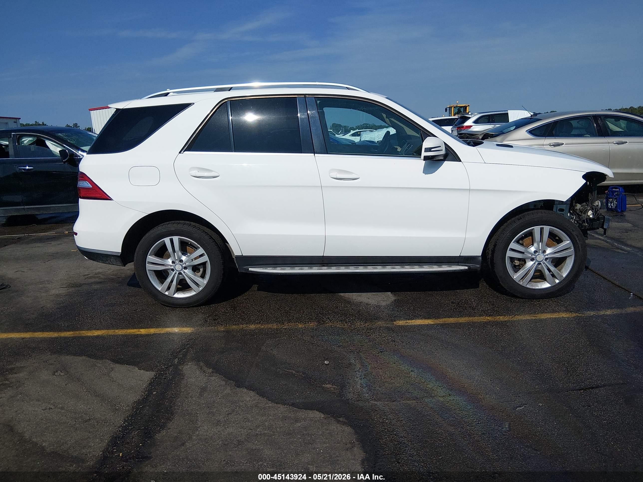 2015 Mercedes-benz Ml 350 4matic White vin: 4JGDA5HB7FA538601