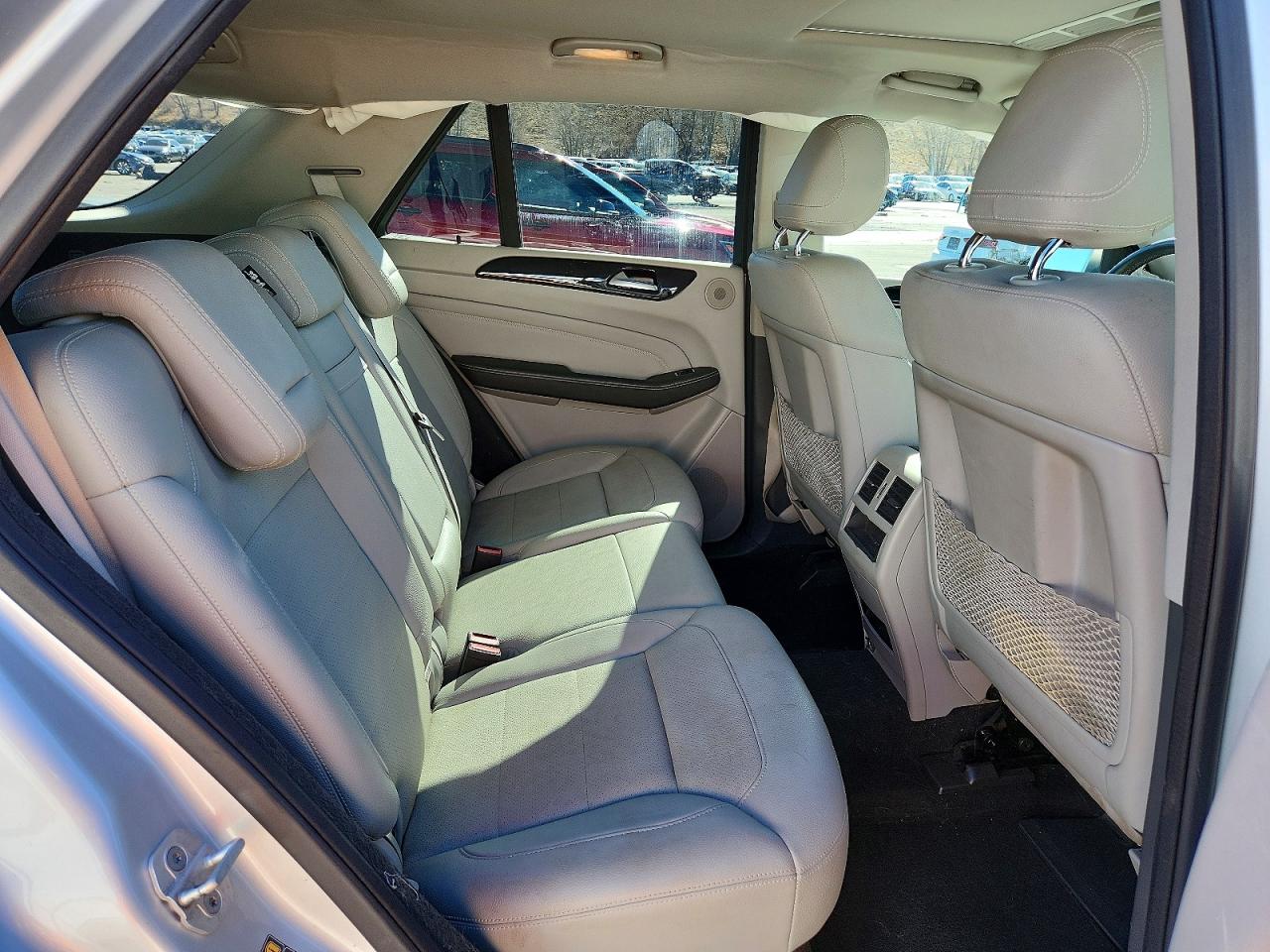 2015 Mercedes-benz Ml 350 4matic Серебряный vin: 4JGDA5HB7FA586311