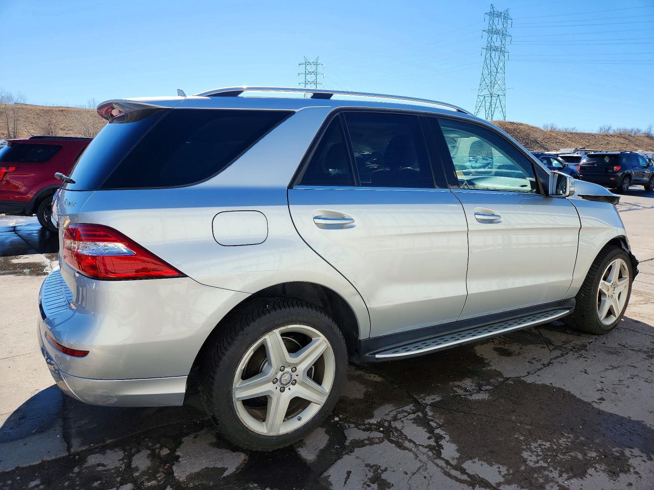 2015 Mercedes-benz Ml 350 4matic Серебряный vin: 4JGDA5HB7FA586311