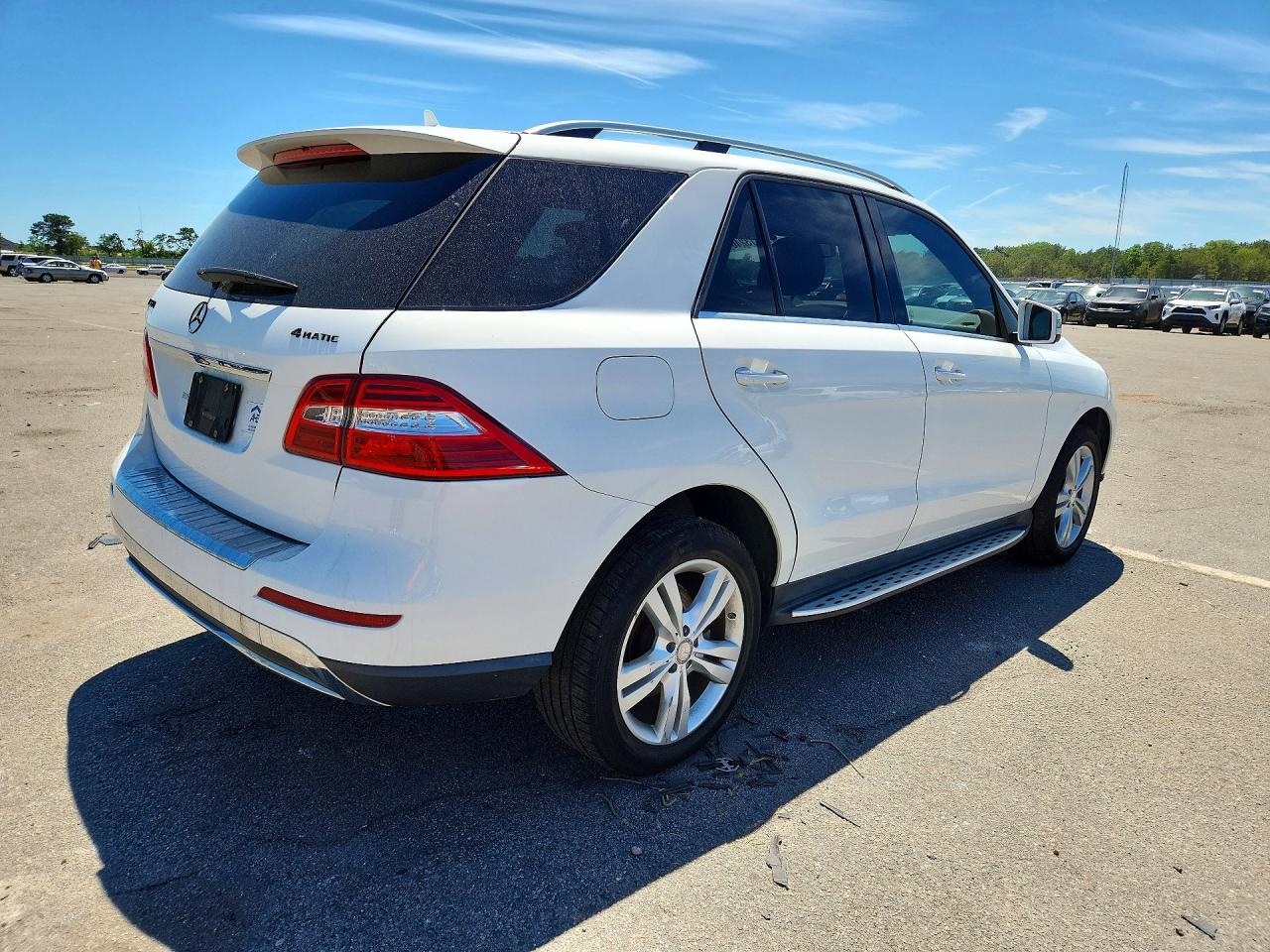2015 Mercedes-benz Ml 350 4matic Белый vin: 4JGDA5HB7FA586423