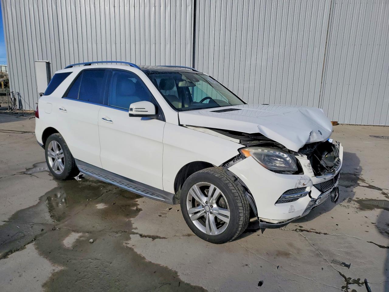 2015 Mercedes-benz Ml 350 4matic White vin: 4JGDA5HB7FA590830