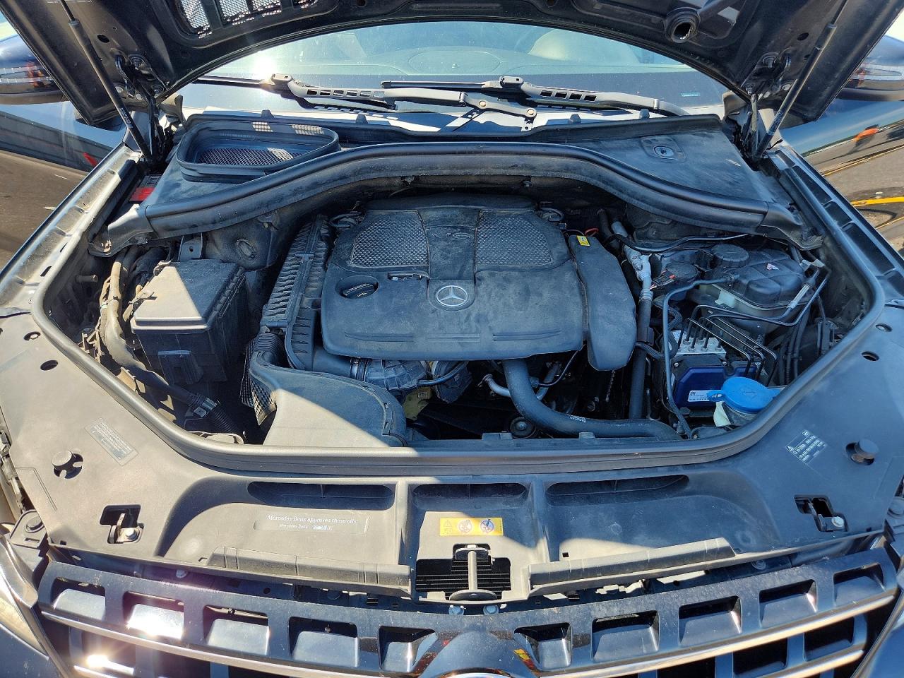 2015 Mercedes-benz Ml 350 4matic Черный vin: 4JGDA5HB7FA619212