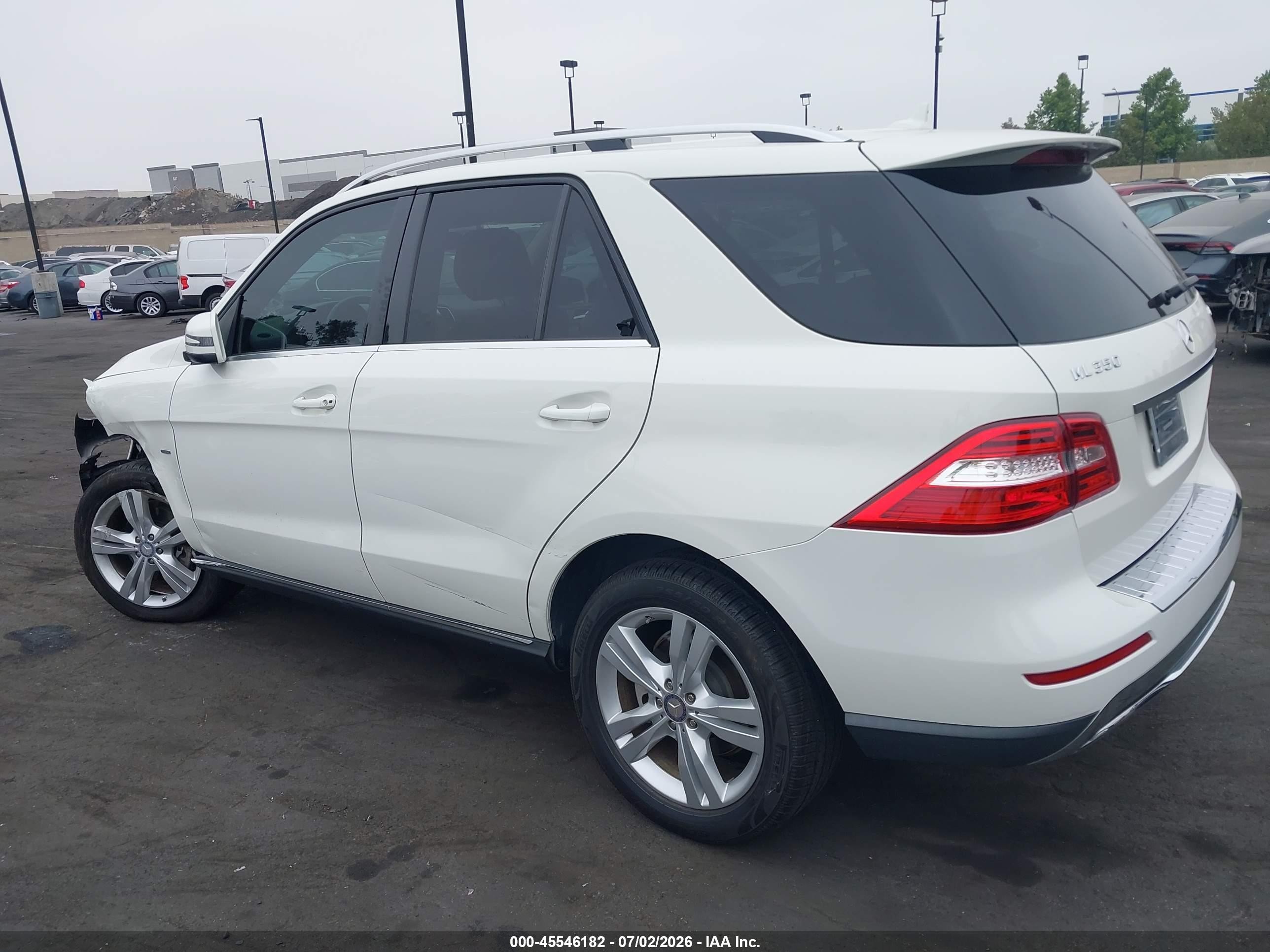 2012 Mercedes-benz Ml 350 4matic White vin: 4JGDA5HB8CA001487