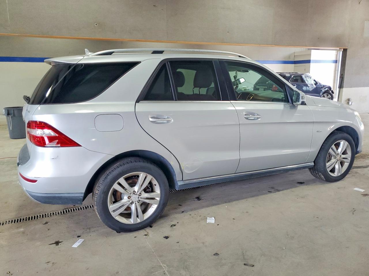 2012 Mercedes-benz Ml 350 4matic Серебряный vin: 4JGDA5HB8CA003059