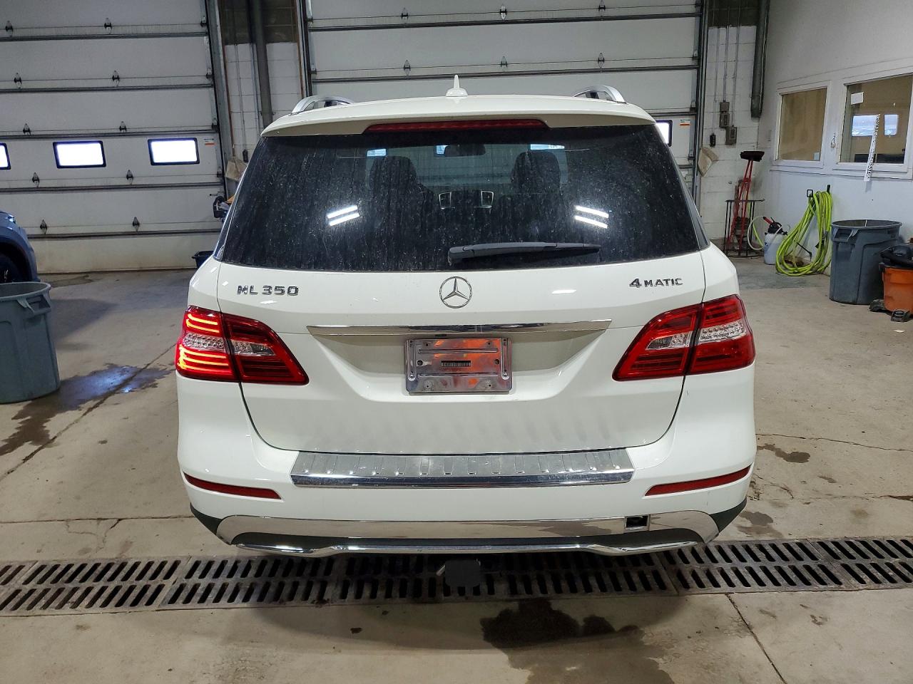 2012 Mercedes-benz Ml 350 4matic White vin: 4JGDA5HB8CA017821