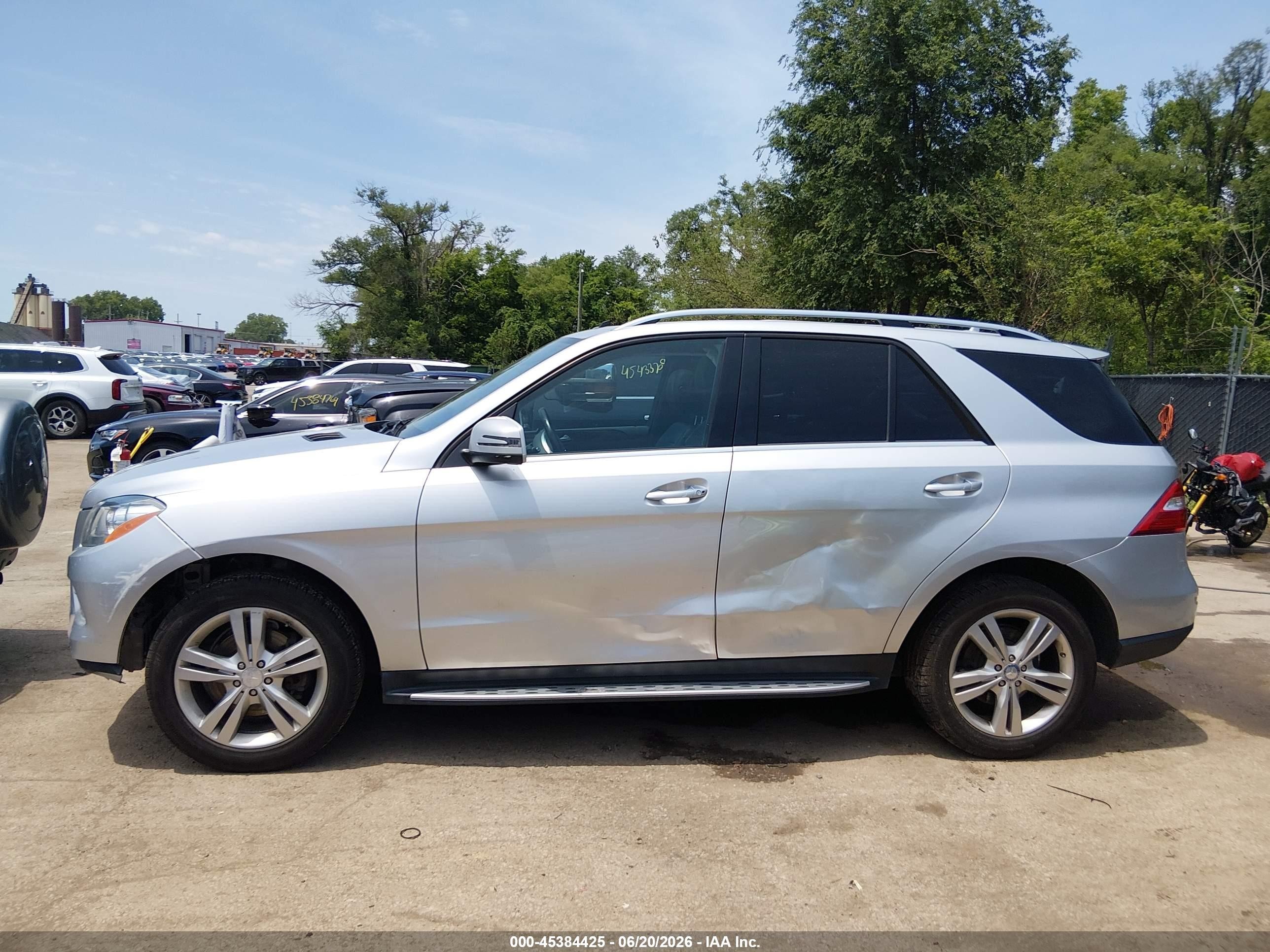 2012 Mercedes-benz Ml 350 4matic Silver vin: 4JGDA5HB8CA022145
